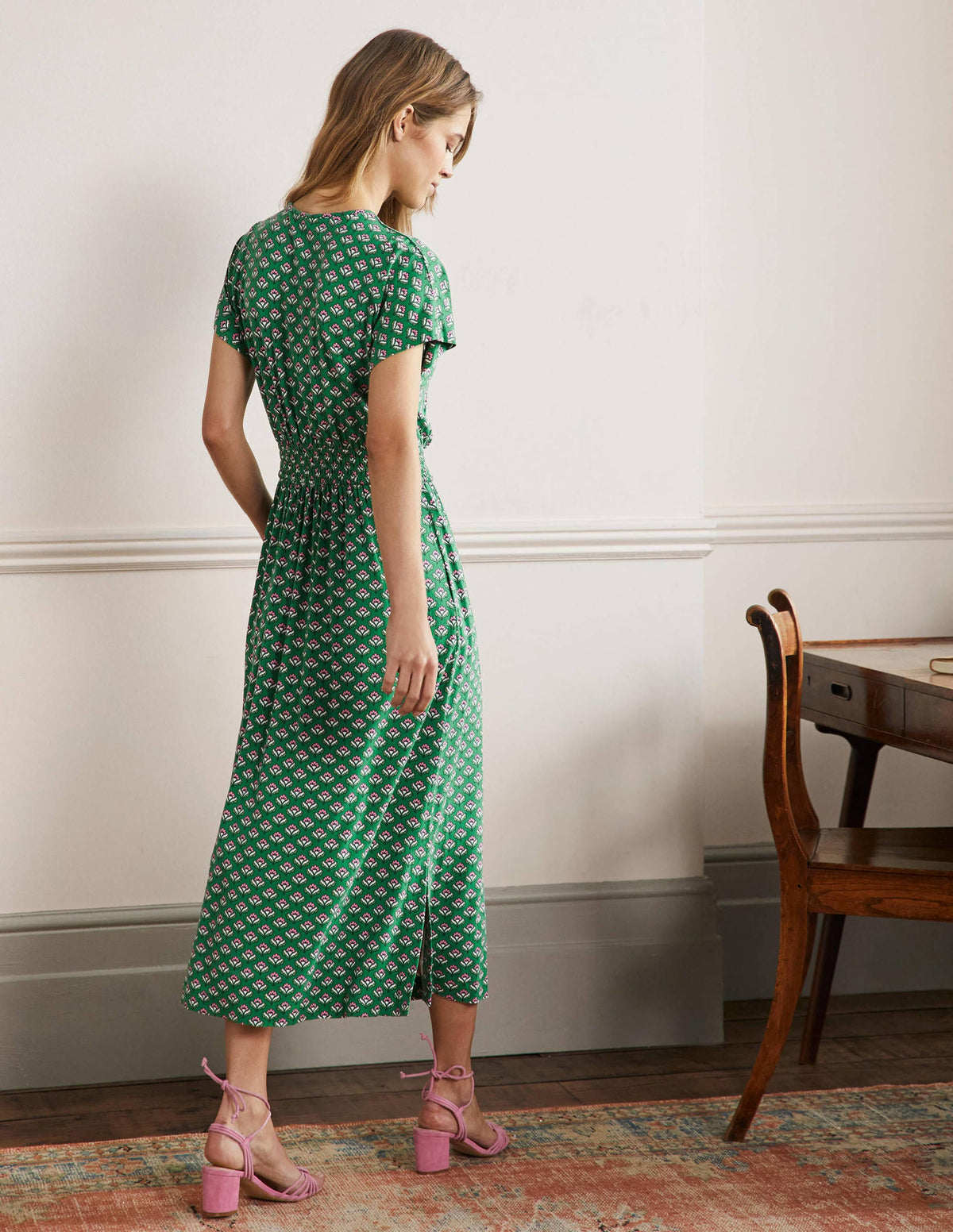 Midikleid aus Jersey-Schottengrün, Geometrisches Muster - Image 6
