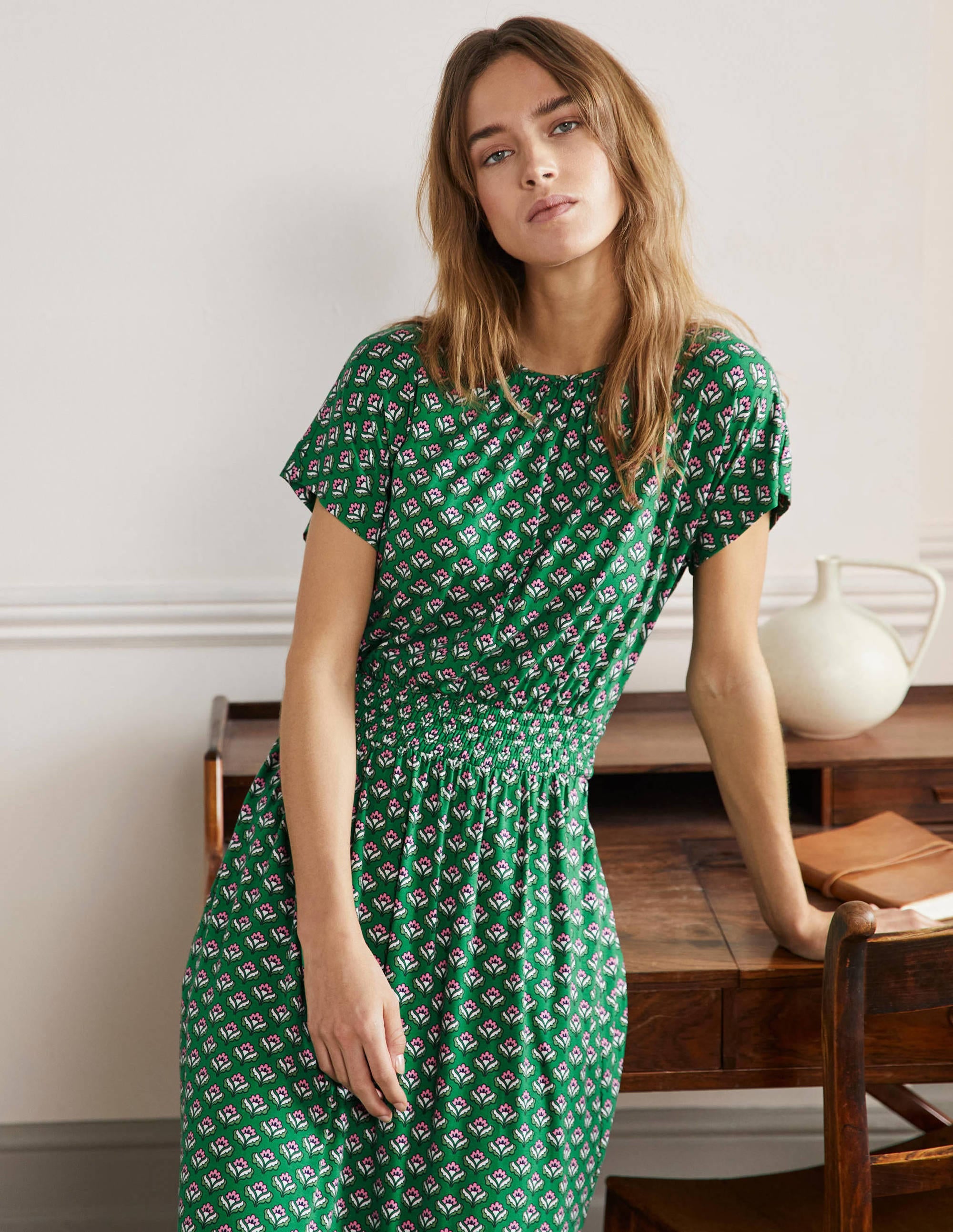 Midikleid aus Jersey-Schottengrün, Geometrisches Muster - Image 4