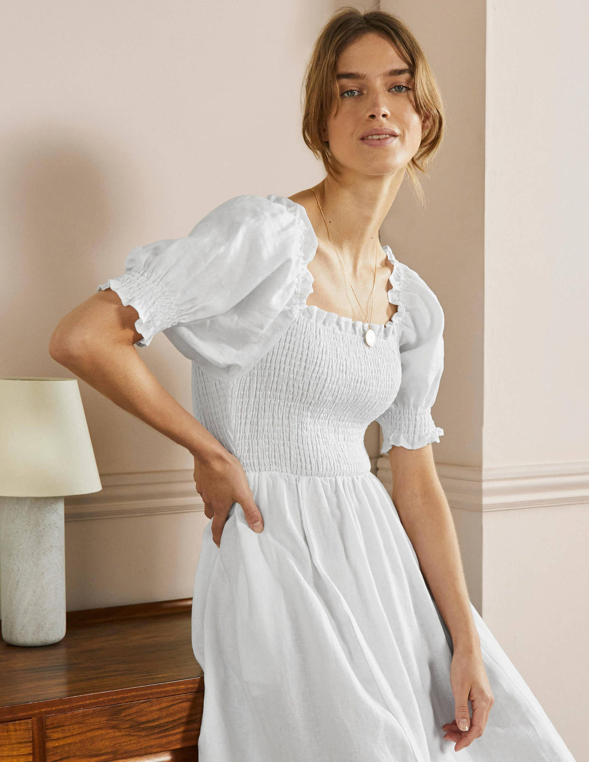 Midikleid mit gesmoktem Oberteil-Weiß - Image 5
