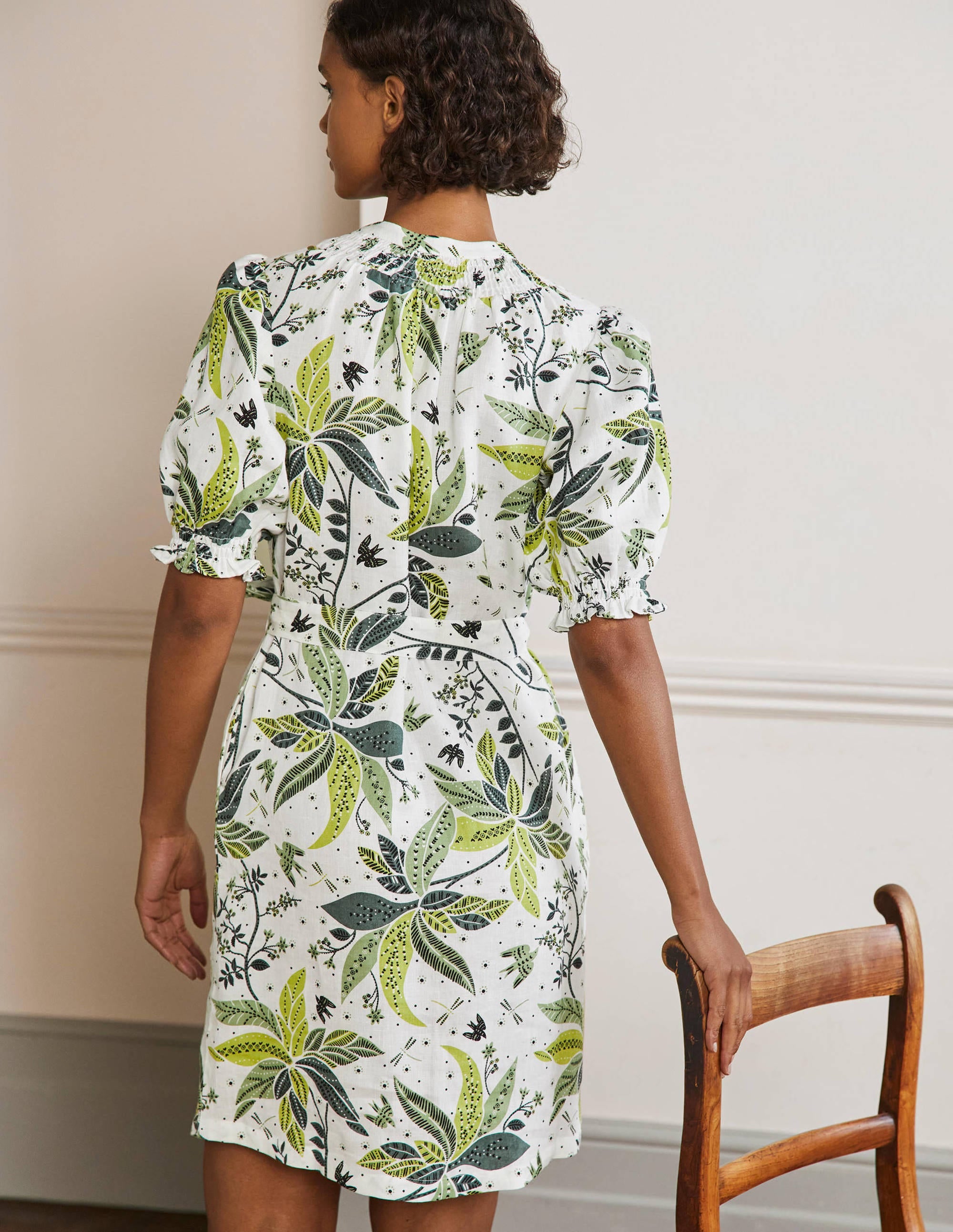 Gesmoktes Hemdblusenkleid aus Leinen-Naturweiß, Orientalisches Muster - Image 3