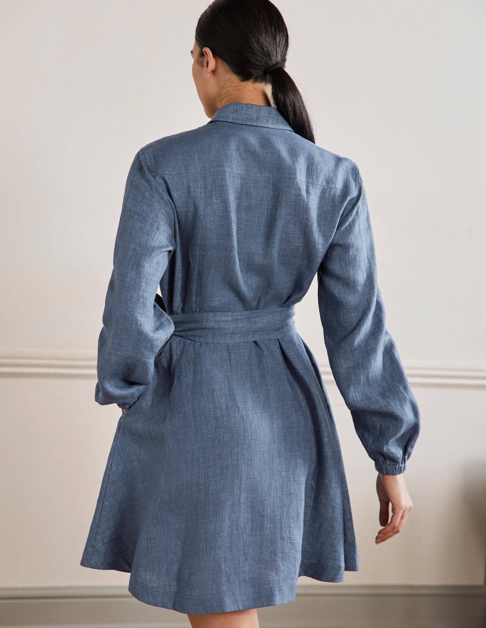 Ausgestelltes Mini-Hemdblusenkleid-Mittlerer Faux-Uni-3