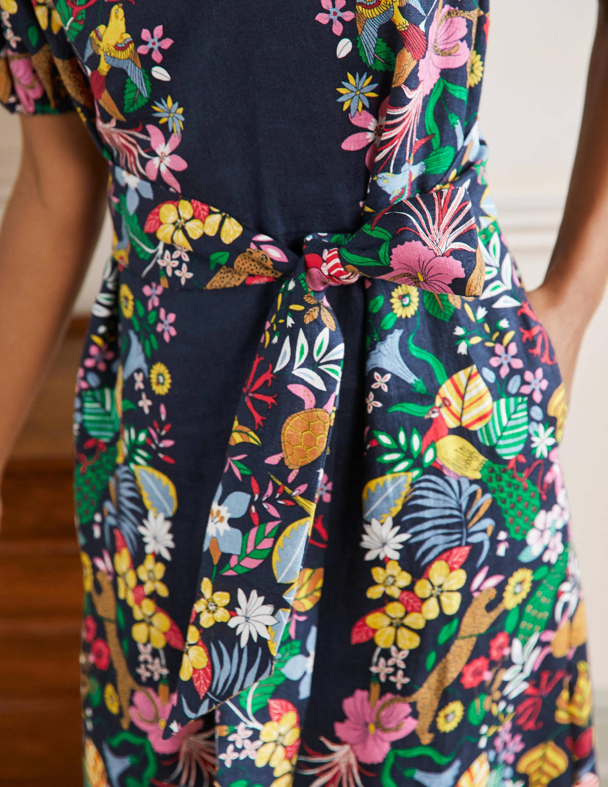 Midikleid aus Leinen mit Puffärmeln-Navy, Exotisches Paradies - Image 10