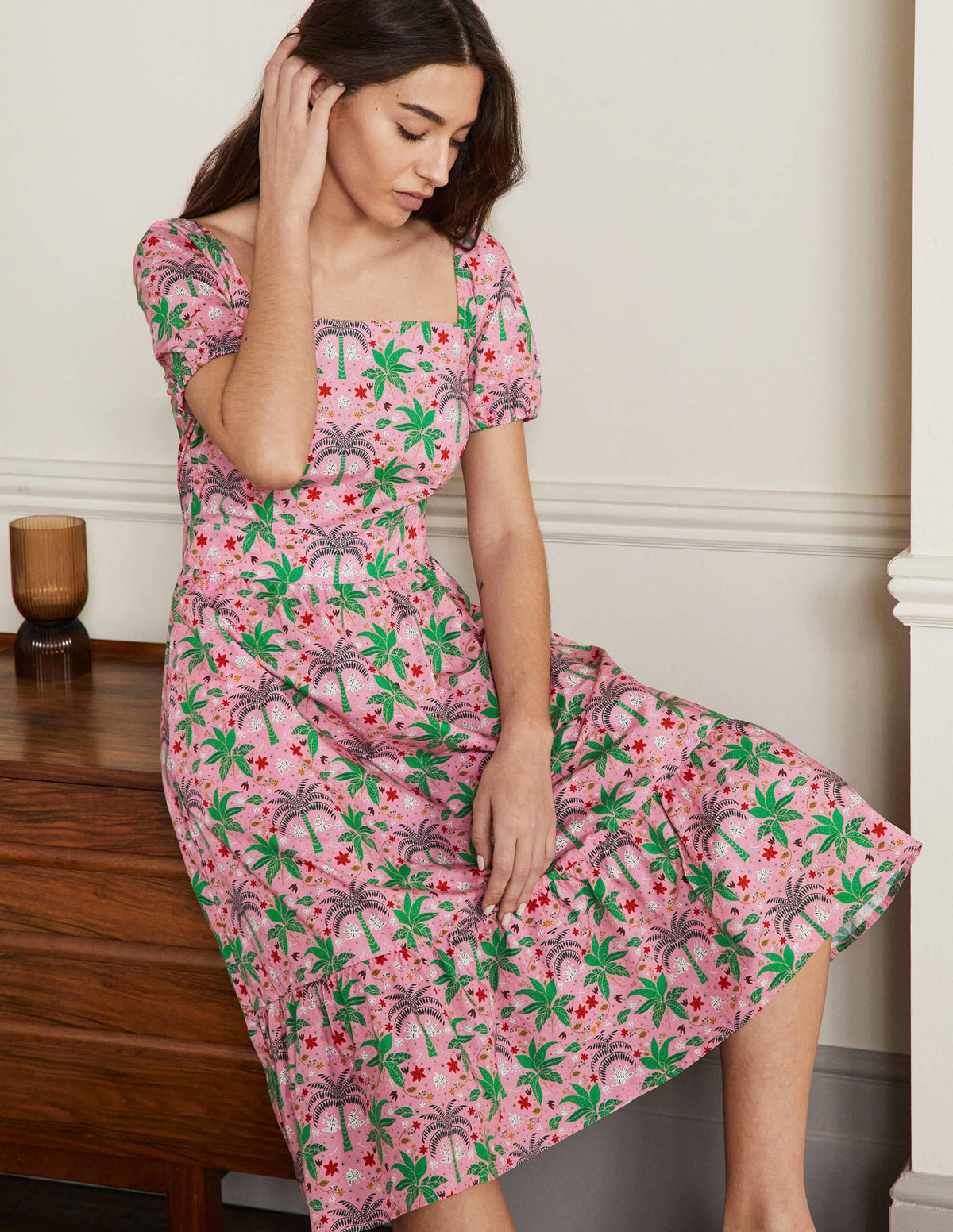 Stufenkleid mit eckigem Ausschnitt-Blümchenrosa, Orientalisches Palmenmuster - Image 4