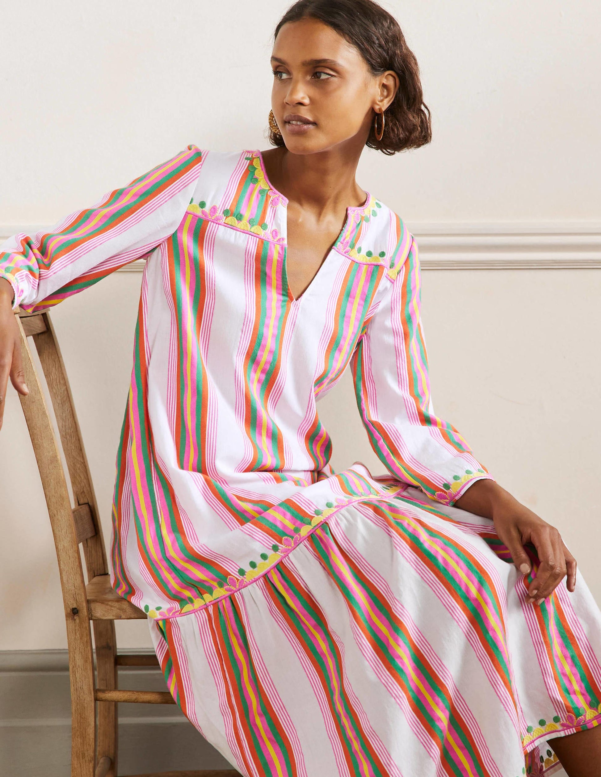 Schlichtes gestuftes Maxikleid-Regenbogenfarben, Gestreift-4