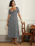 Jersey-Midikleid mit Herzausschnitt-Schwarz, Hübsches Blumenmuster