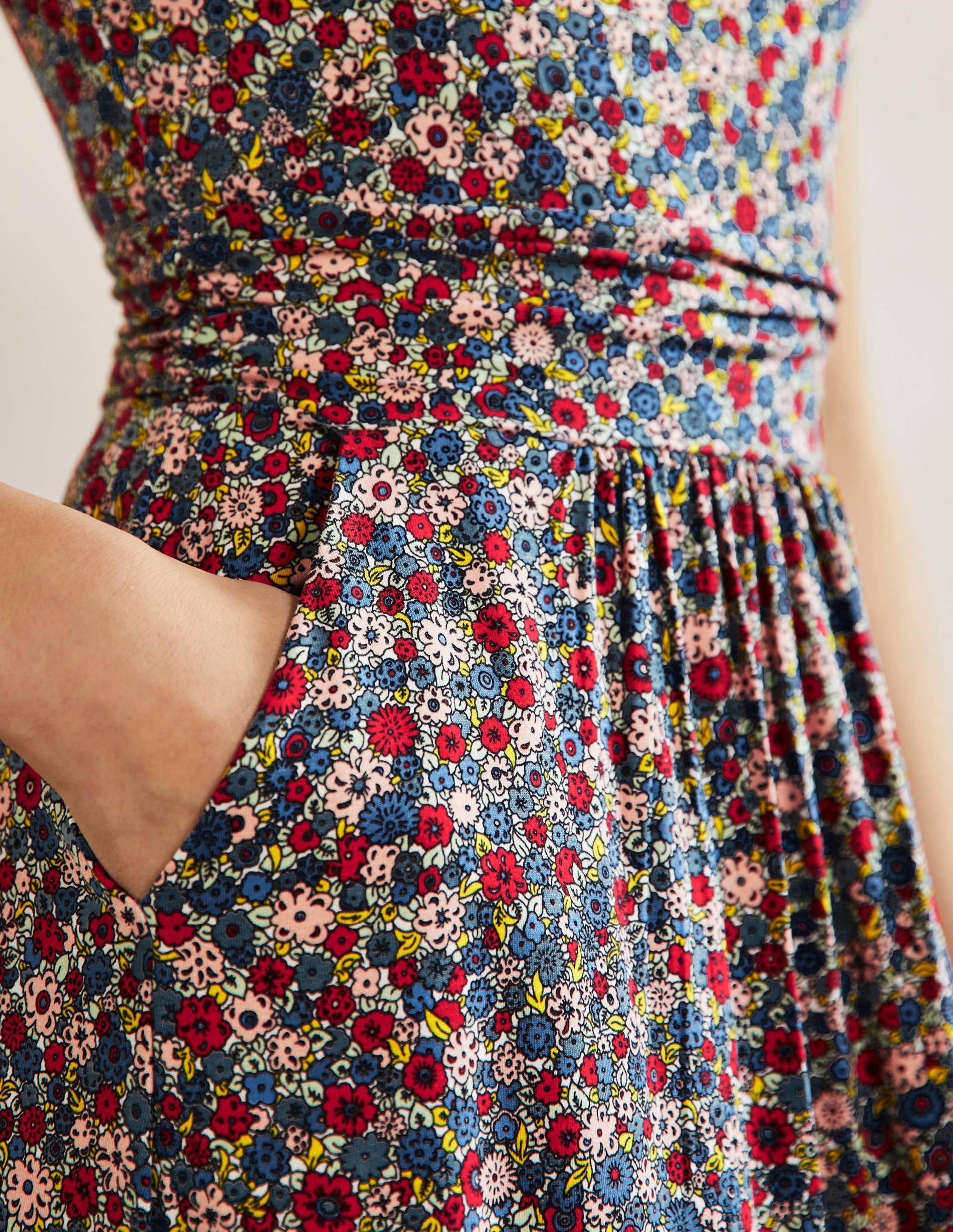 Amelie Jerseykleid-Rivierablau, Gruppierte Blumen - Image 2
