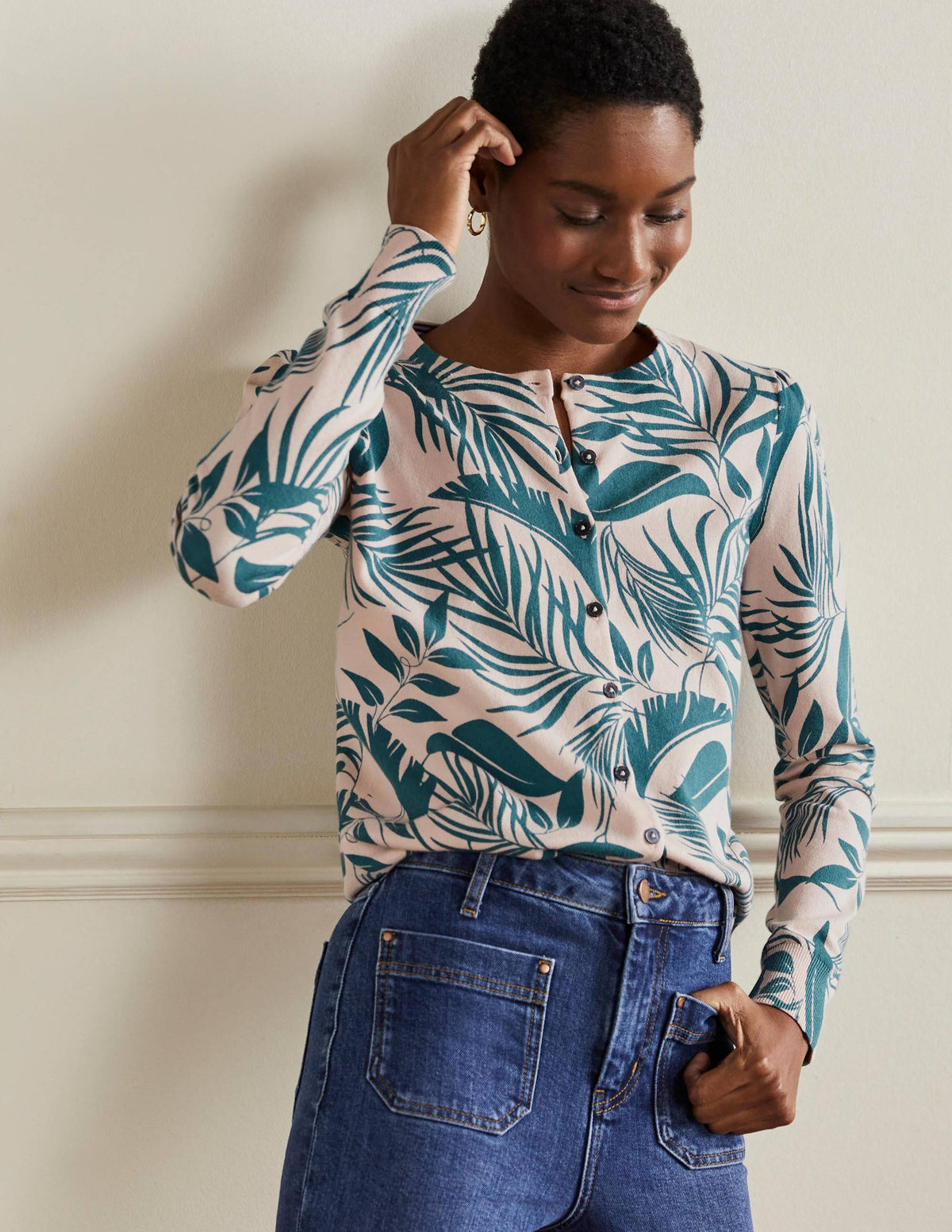 Cotton Crew Neck Cardigan-Milkshake, Tropic Foliage - Image 4