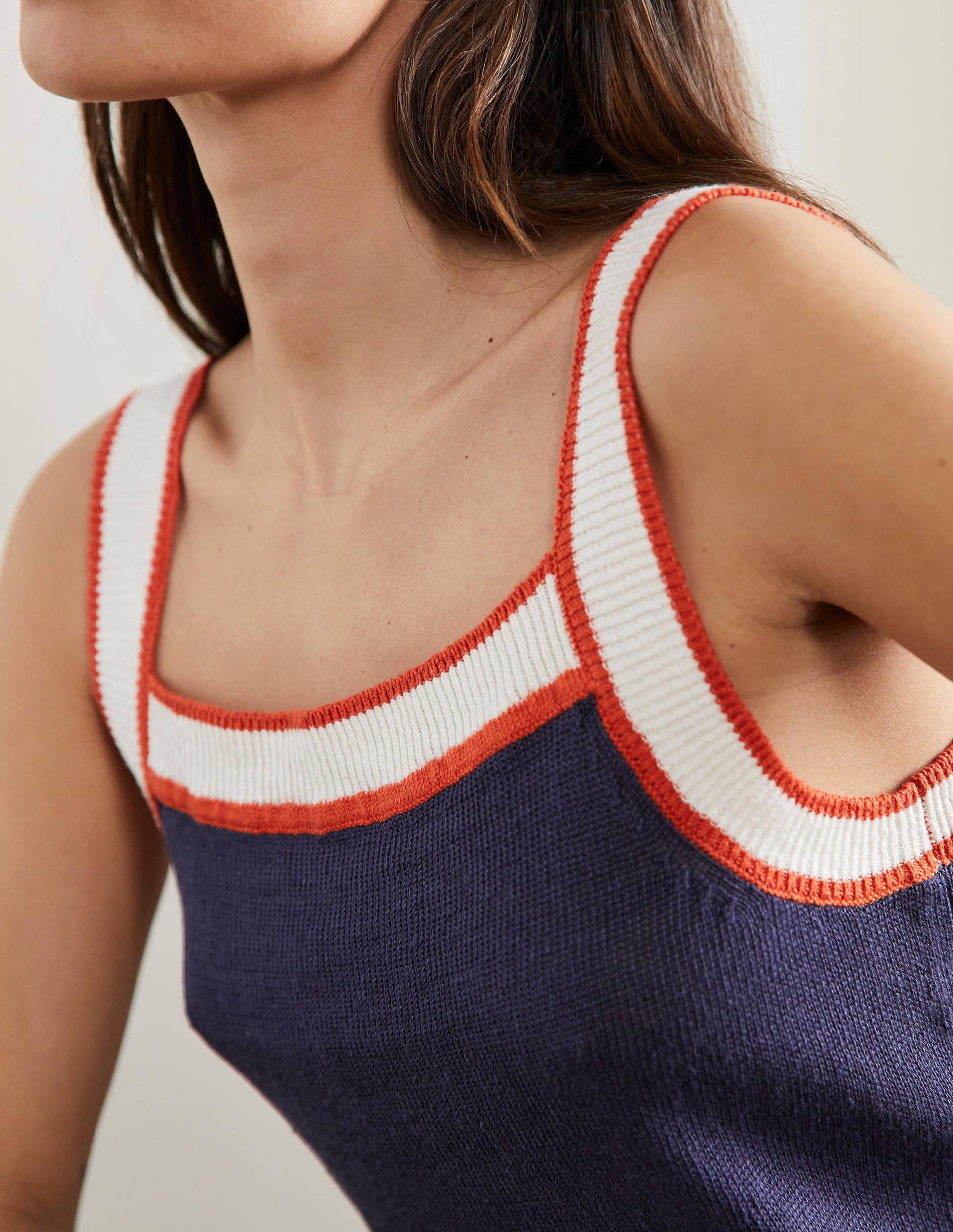 Square Neck Linen Vest-Navy - Image 2