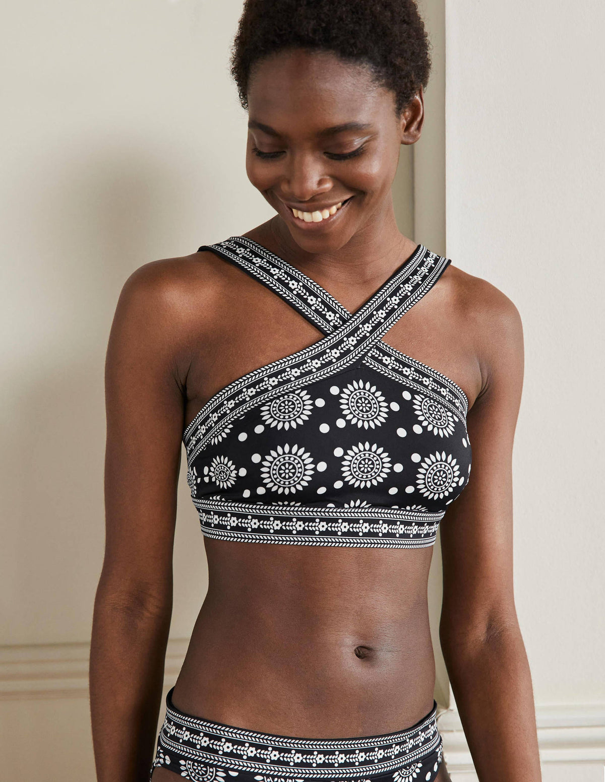 Positano Hotchpotch Bikini Top-Black, Sun Geo - Image 4