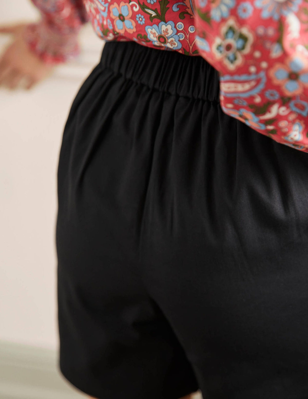 Pull On Shorts-Black-2
