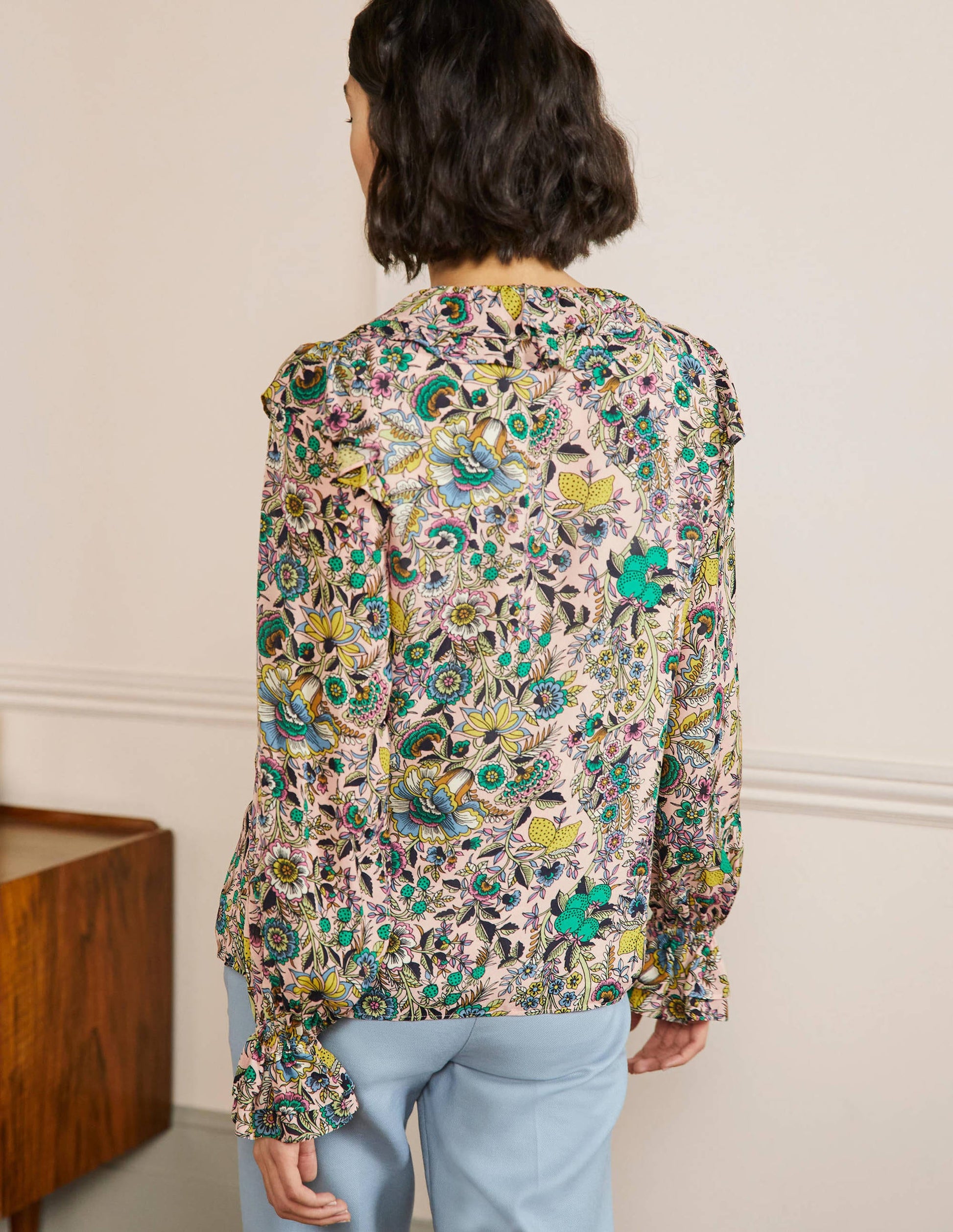 Blouse volantée à col-Milkshake, motif Tropic Meadow-3