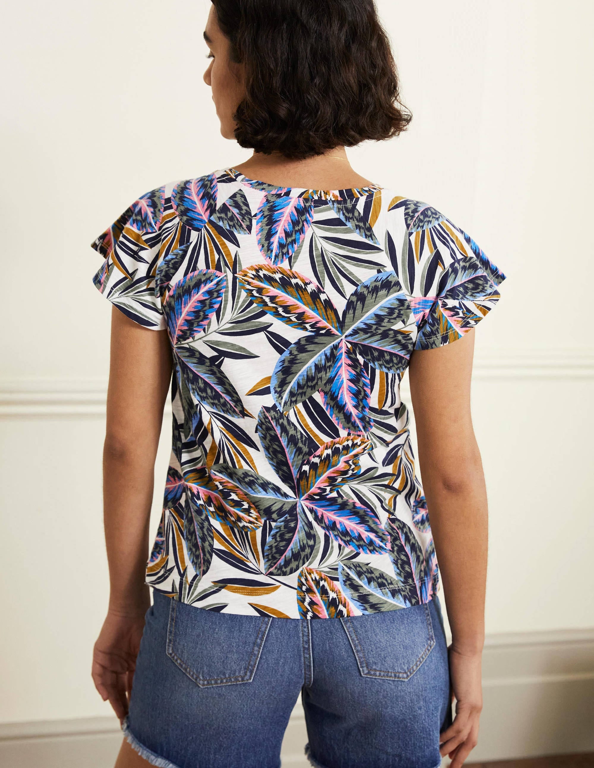 T-Shirt mit Flatterärmeln und Rundhalsausschnitt-Bunt, Exotische Blätter - Image 3