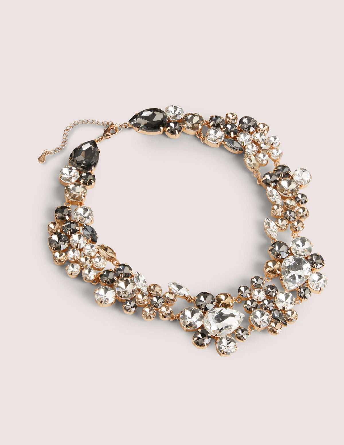 Halskette mit angeordneten Schmucksteinen-Transparent-2