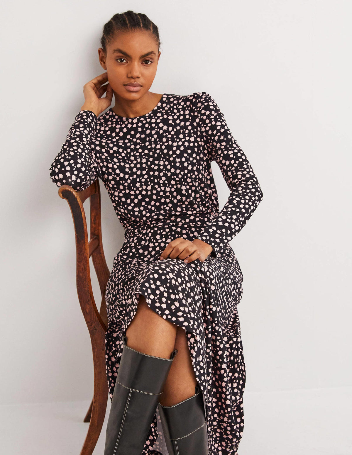Jersey-Midikleid mit Puffärmeln-Schwarz, Fallende Knospen-4