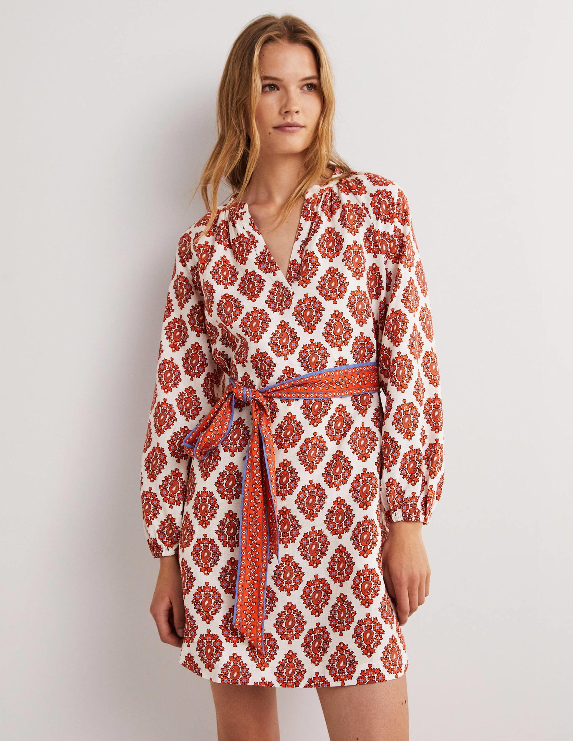Mini-robe à col cranté en lin-Lys tigré, motif Opulent Paisley-1