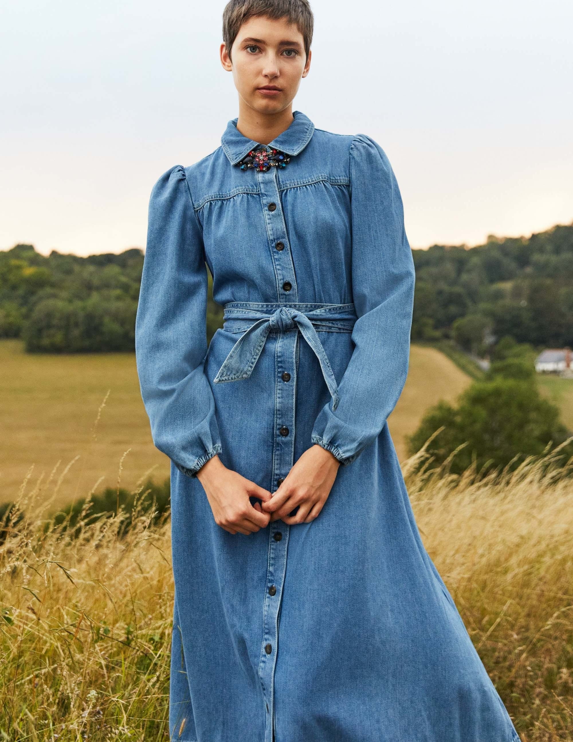 Midi-Hemdblusenkleid aus Denim-Light Denim - Image 6