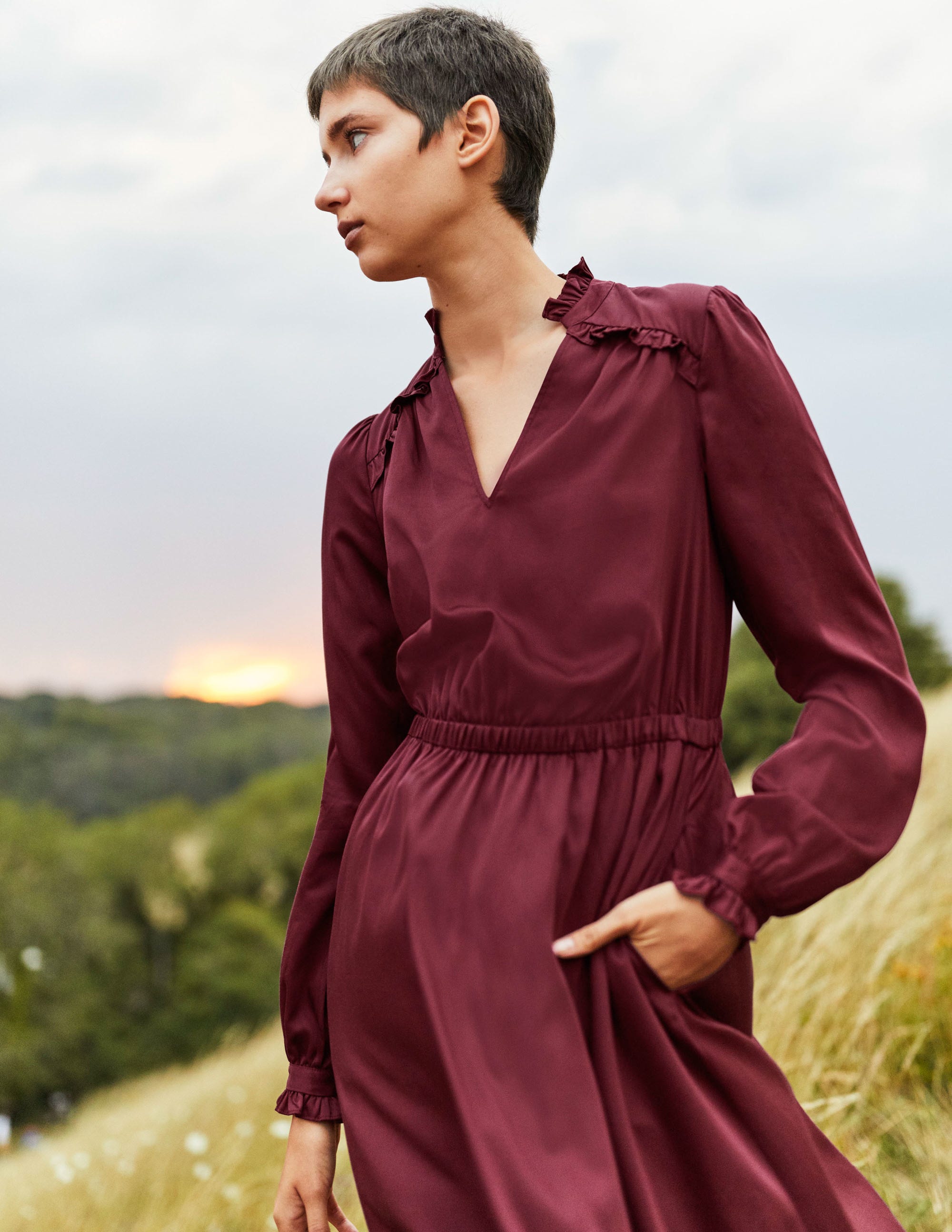 Satin-Midikleid mit Plisseefalten-Glühweinrot - Image 6