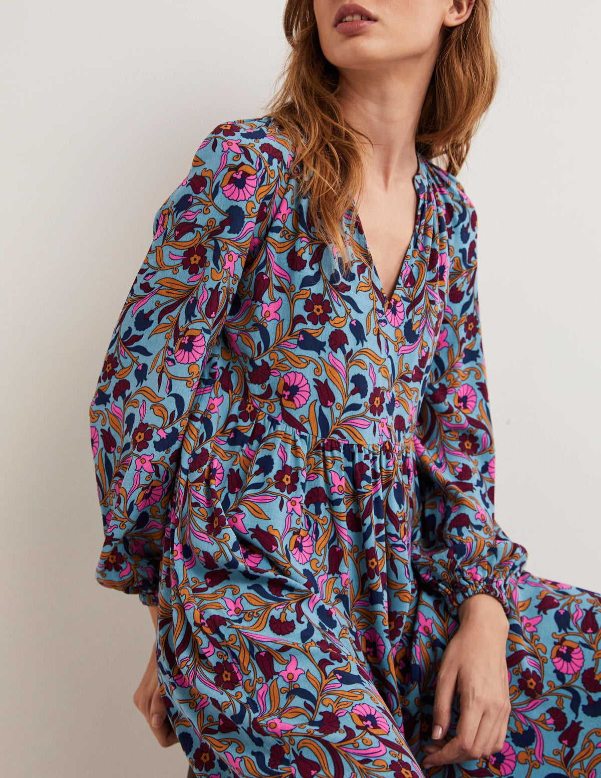 Robe longue imprimée à col cranté-Bleu moyen, motif Enchanting Vine - Image 3