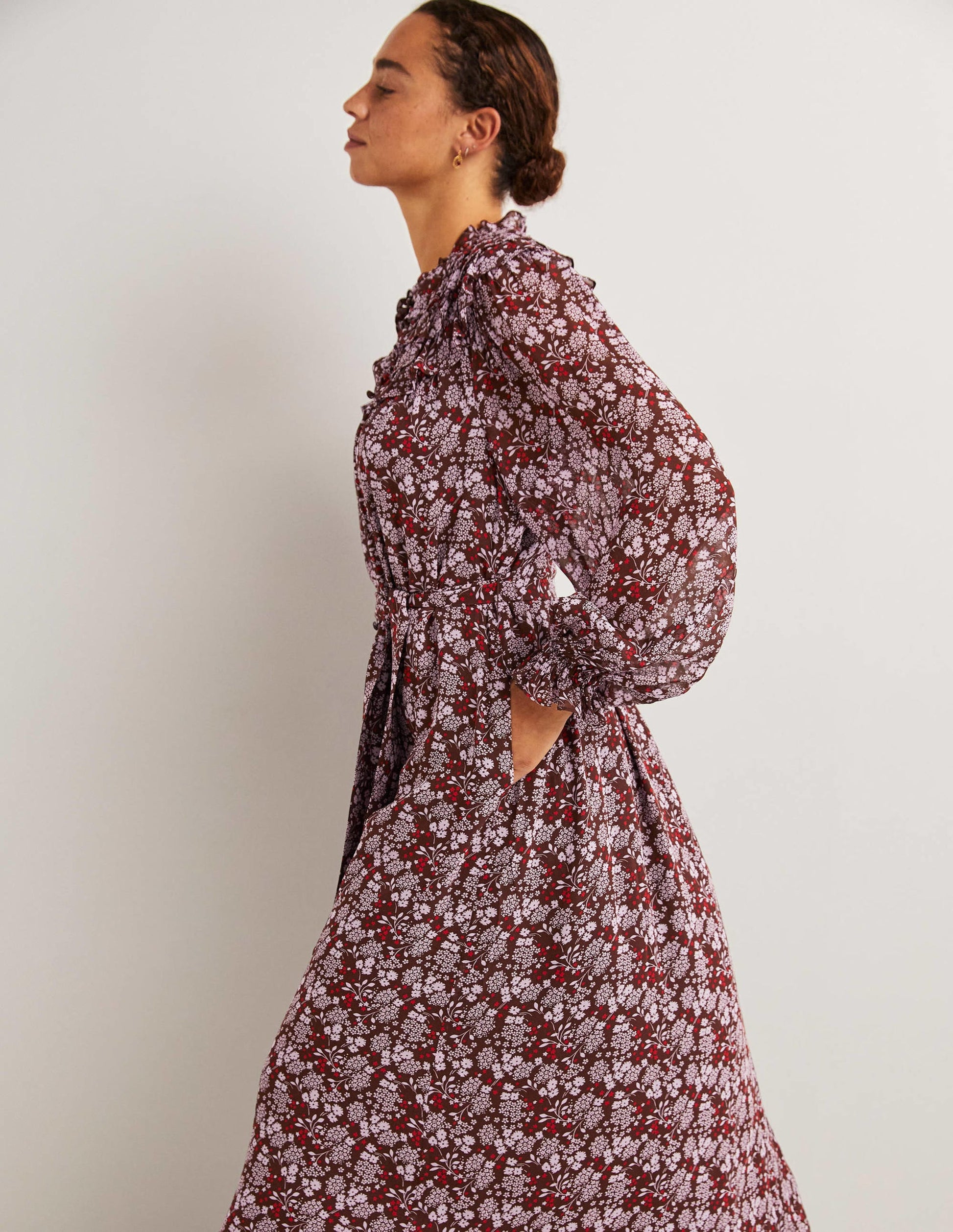 Midi-Hemdblusenkleid mit gerüschter Passe-Dunkles Mahagoni, Präriegarten-4
