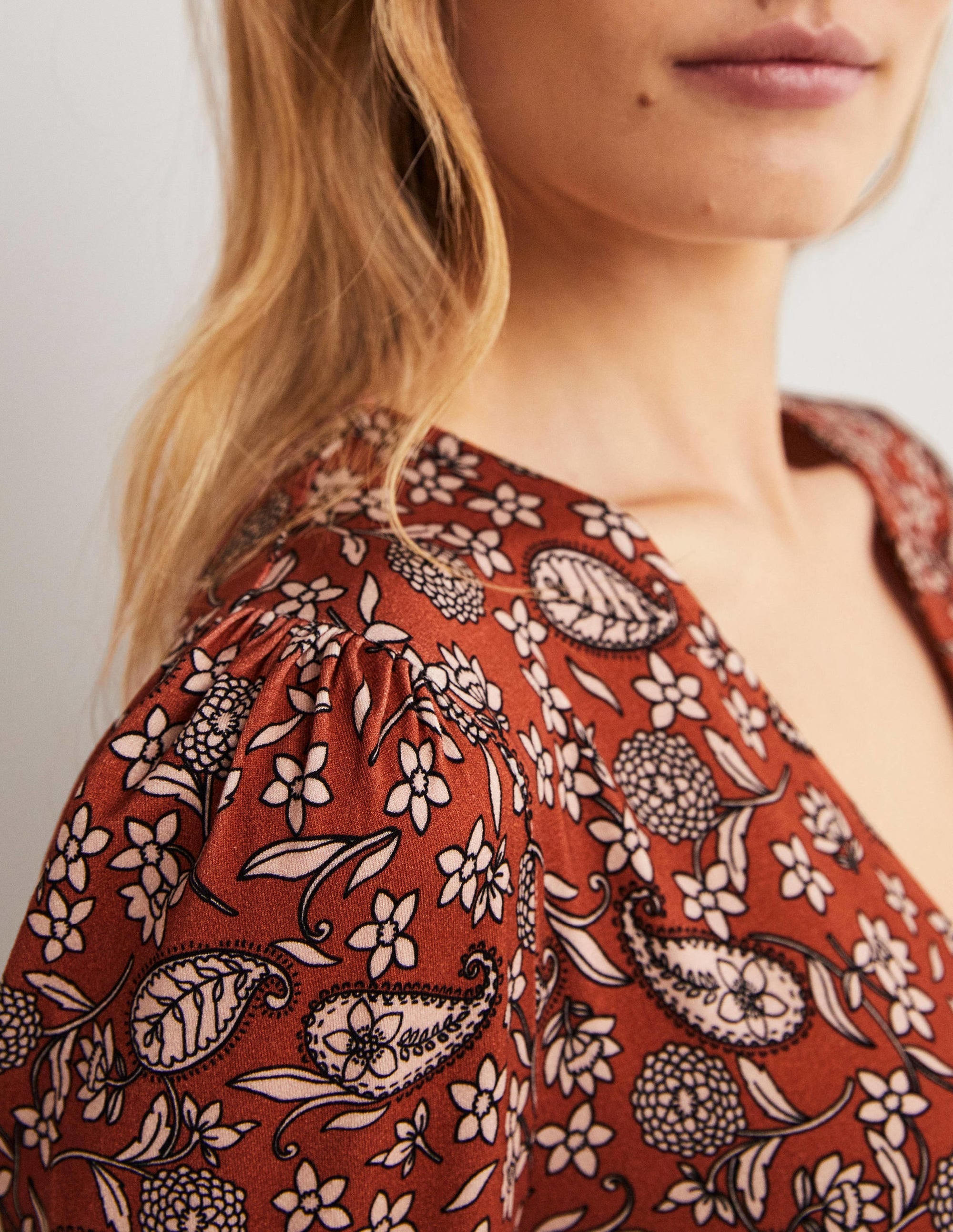 Easy Fixed Wrap Jersey Dress-Chili Oil, Flower Garden - Image 2