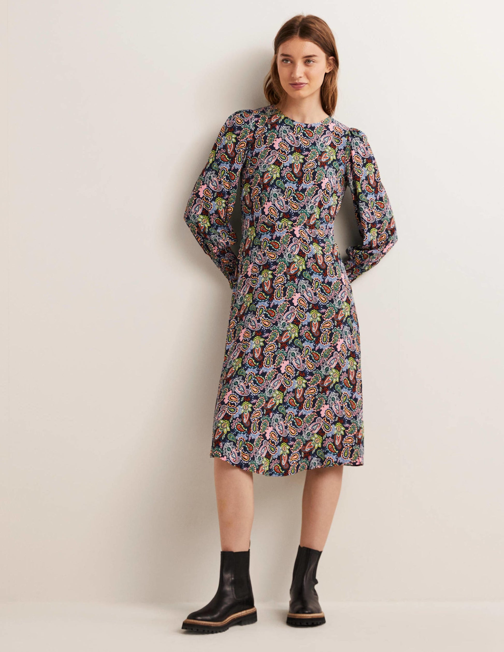 Midikleid mit gesmokten Bündchen-Navy, Paisleymuster-2