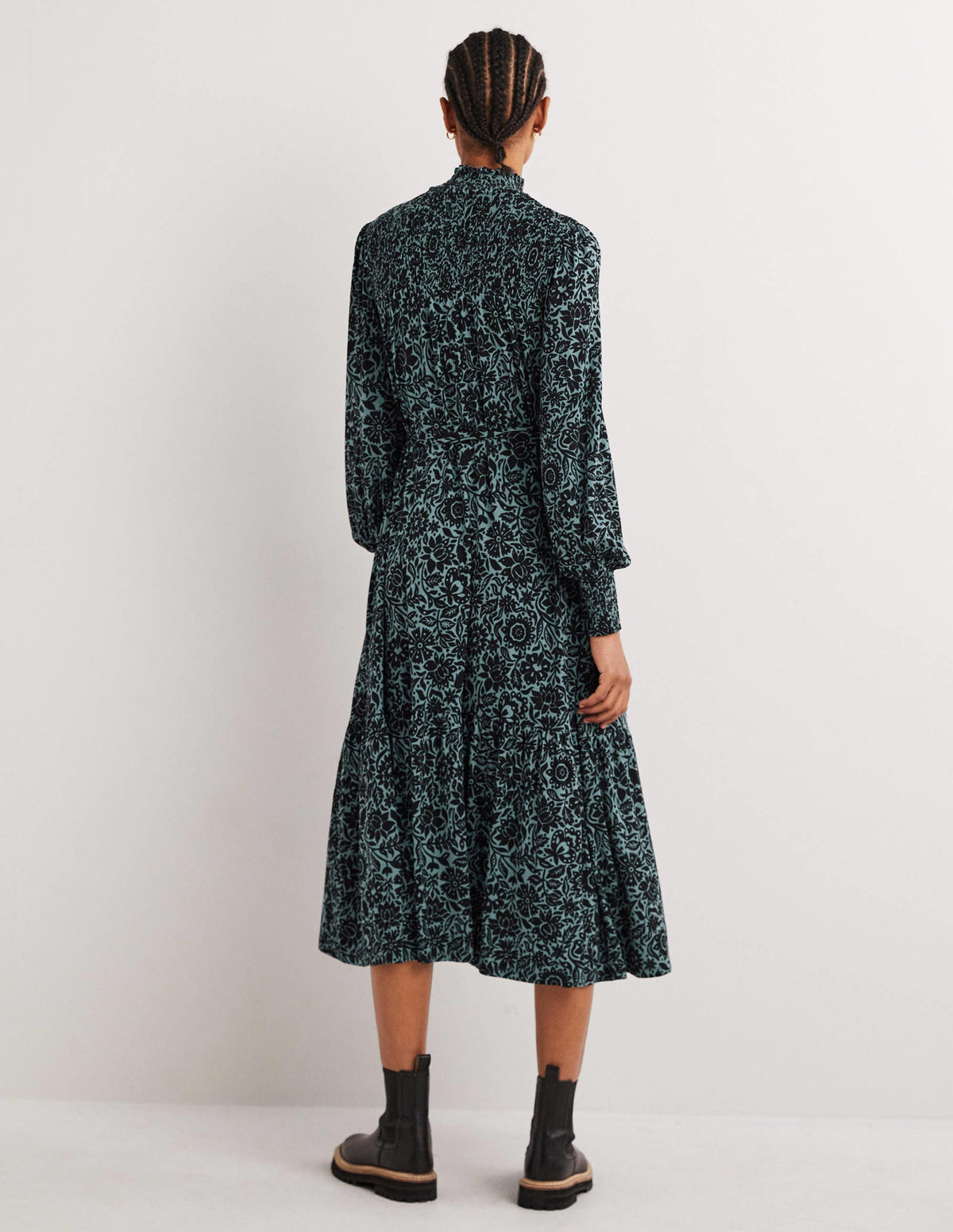 Jersey-Maxikleid mit hohem Kragen-Mittelblau, Blättriges Blumenmuster - Image 3