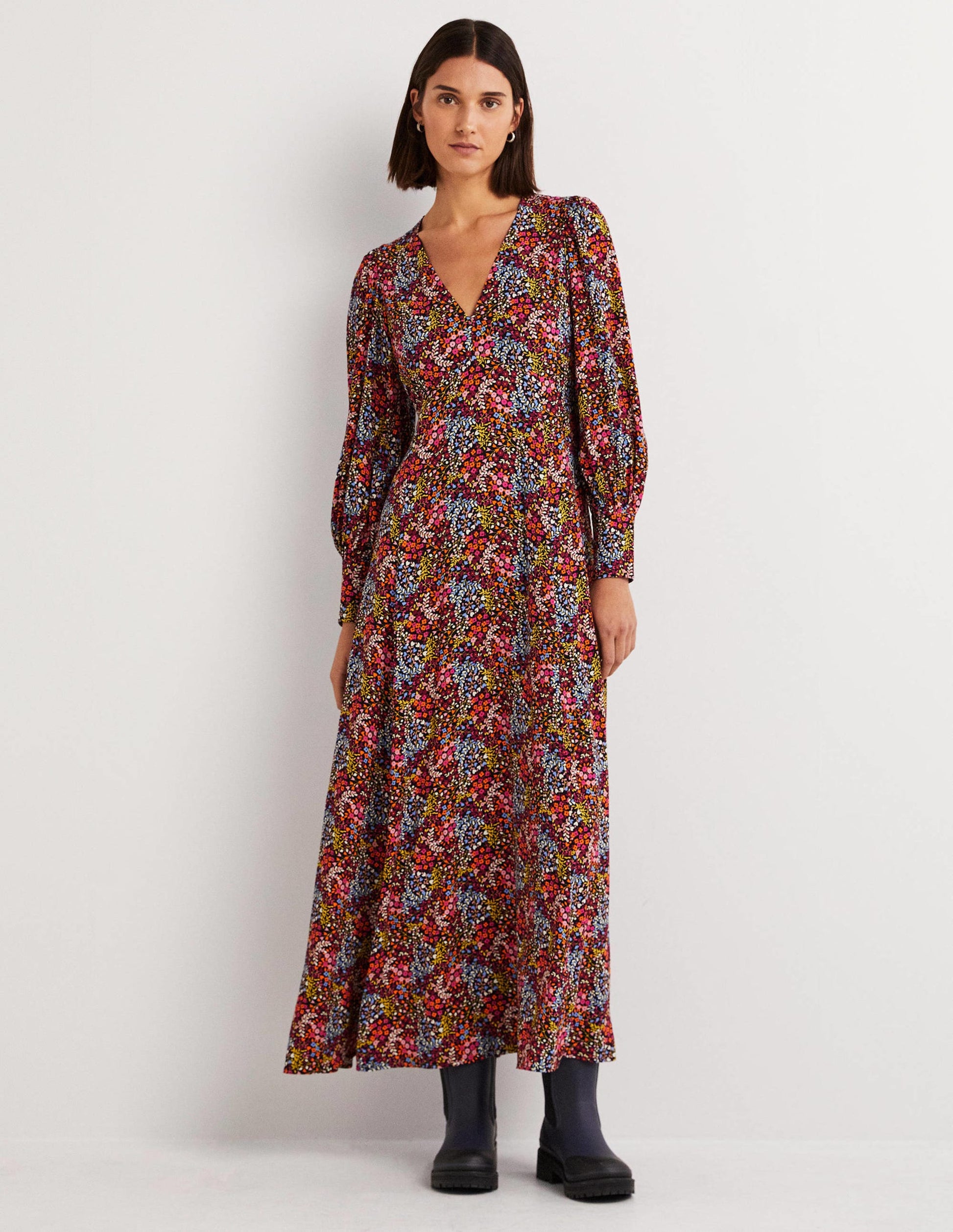 Maxikleid in Empire-Form mit V-Ausschnitt-Bunt, Kleines Blumenmuster-1