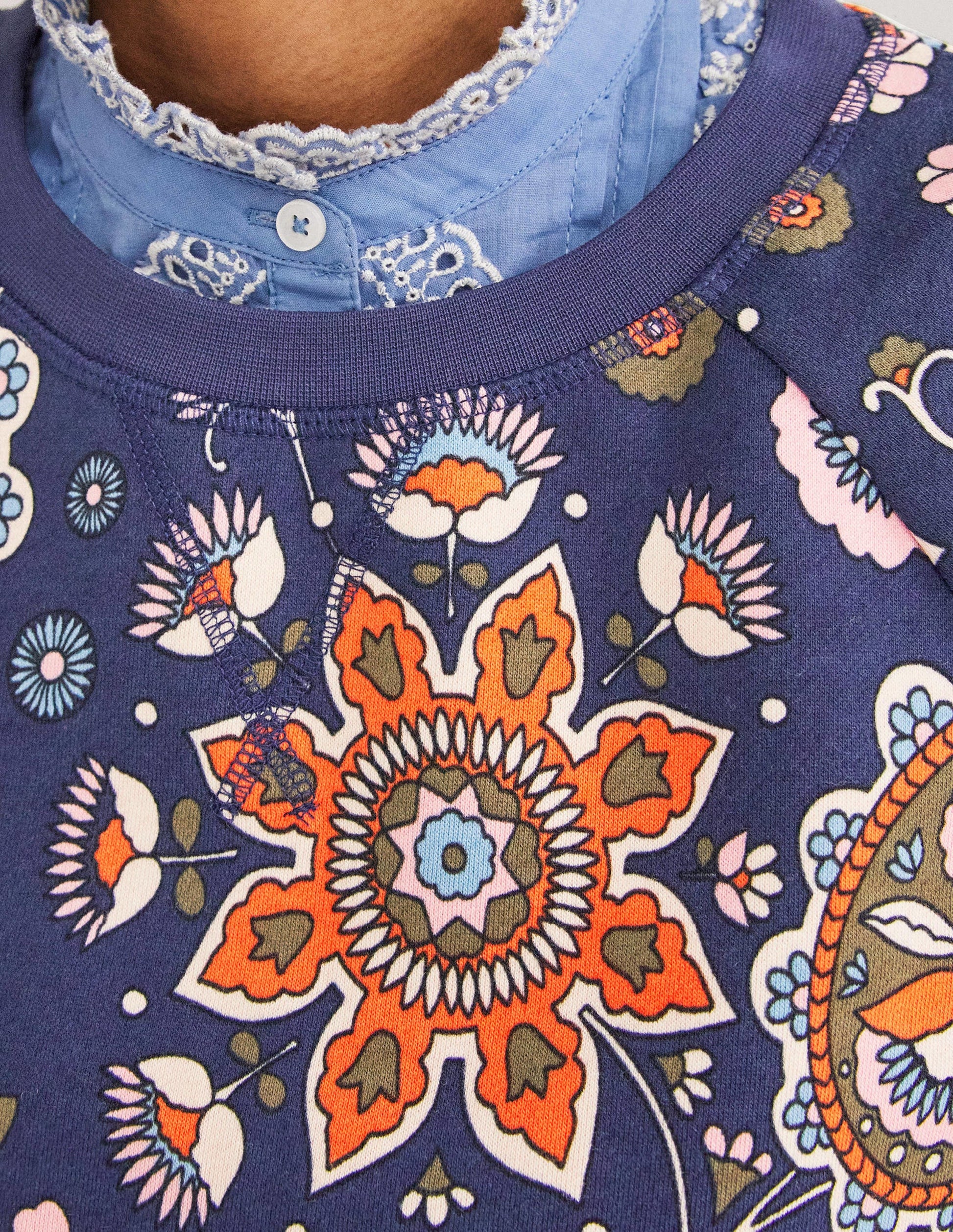 Gemustertes Sweatshirt aus Baumwolle-Französisches Navy, Blumenmuster-2