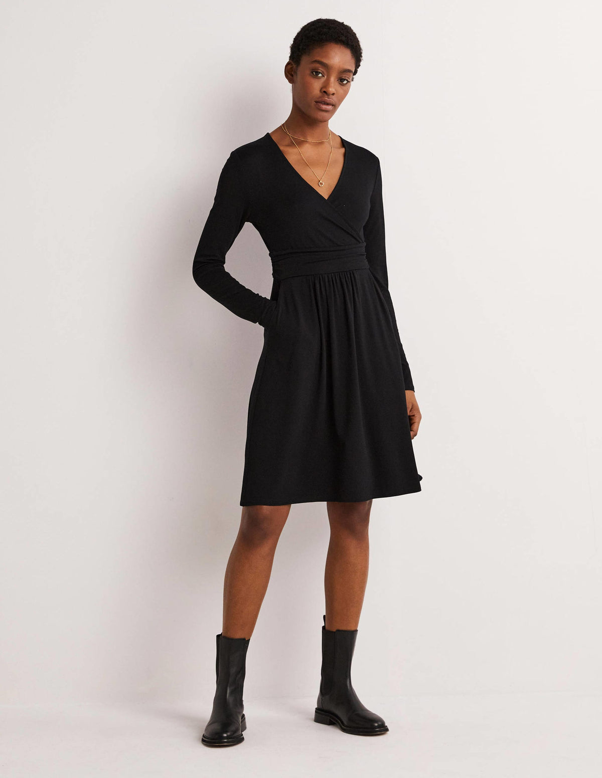 Layla Jerseykleid-Schwarz - Image 5