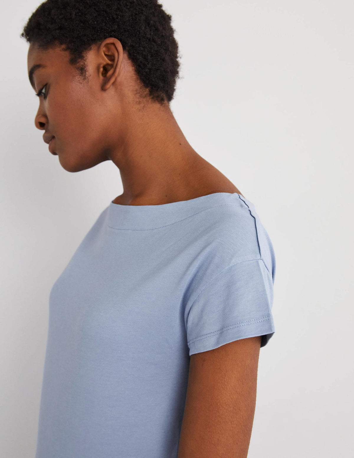 Superweiches T-Shirt mit U-Boot-Ausschnitt-Graublau - Image 2