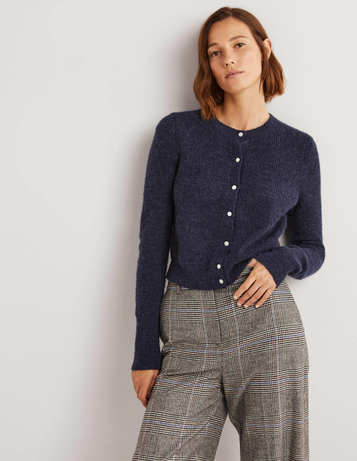 Navy Jewel Button Fluffy Cardigan-Marineblau - Image 4