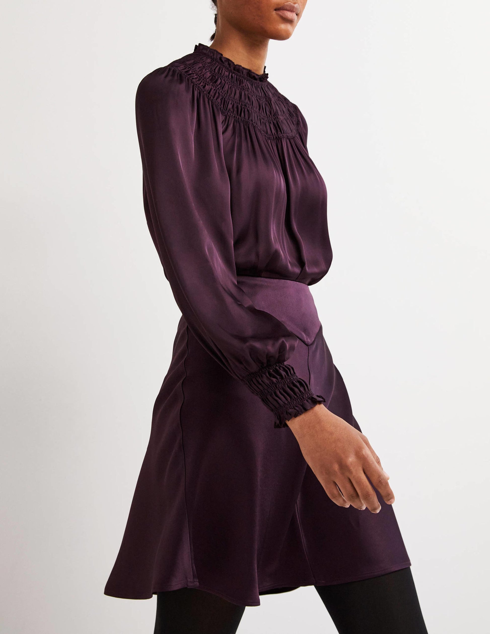 Purple Satin Bias-cut Mini Skirt-Figue-4