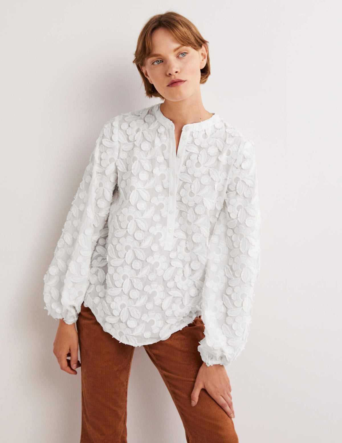 Strukturierte Bluse zum Hineinschlüpfen-Weiß - Image 4