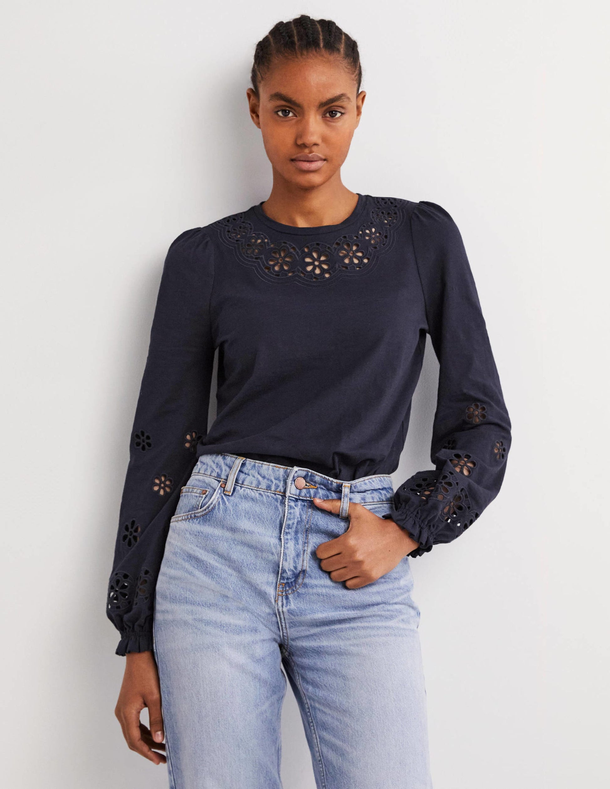 Top en jersey à empiècement en broderie anglaise-Bleu marine-1