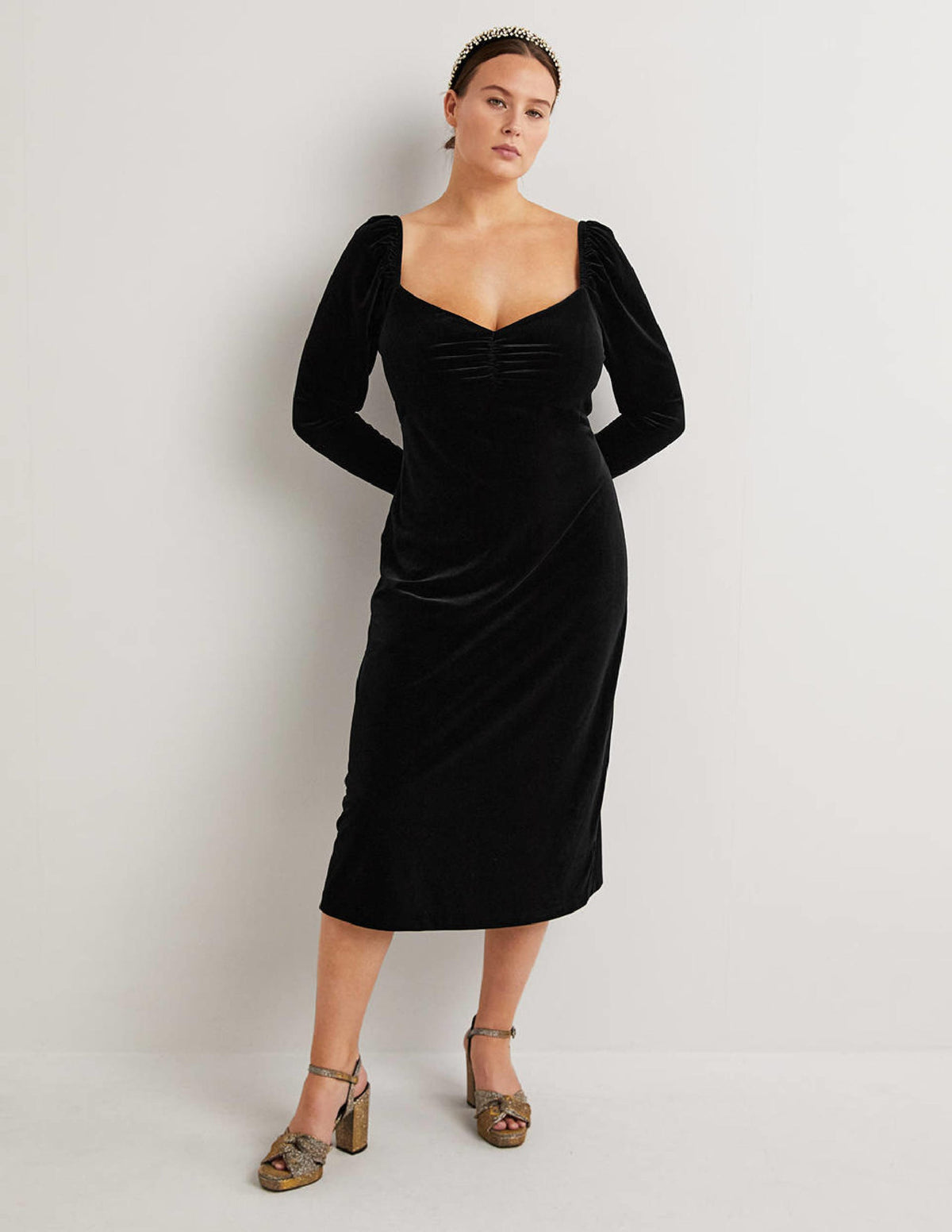 Black Velvet Sweetheart Midi Dress-Schwarz-4