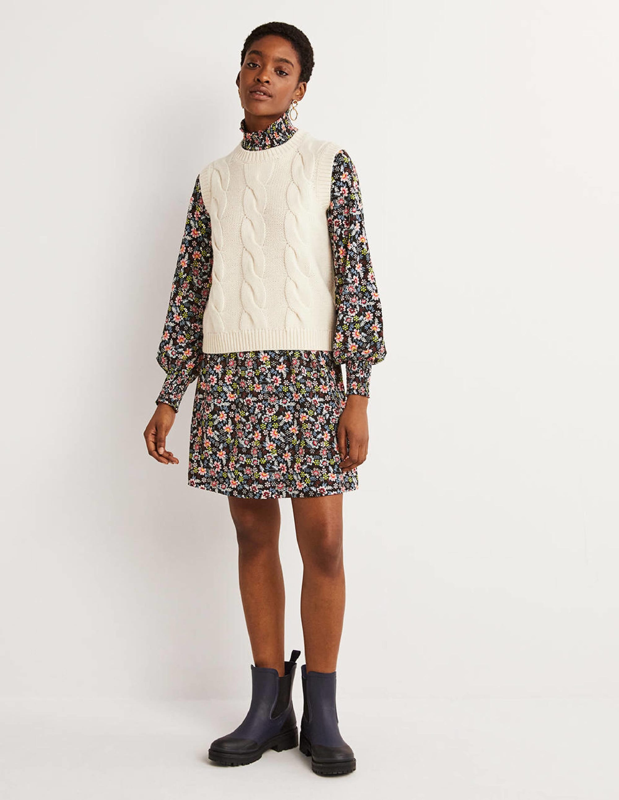 Black Floral High-Neck Shift Dress-Noir, motif Opulent Leaf - Image 5