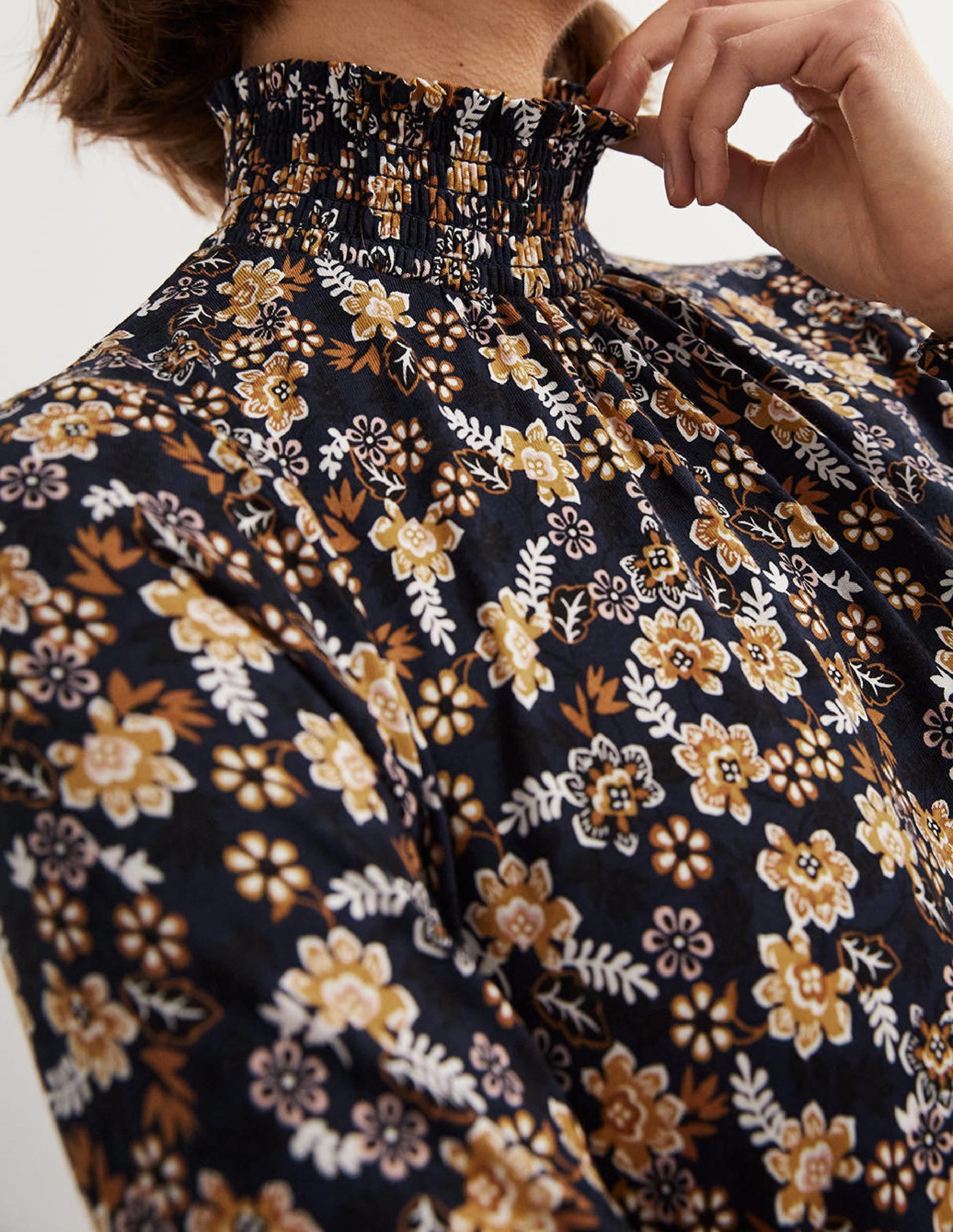 Navy Floral High-Neck Shift Dress-Französisches Navy, Üppige Blätter - Image 2