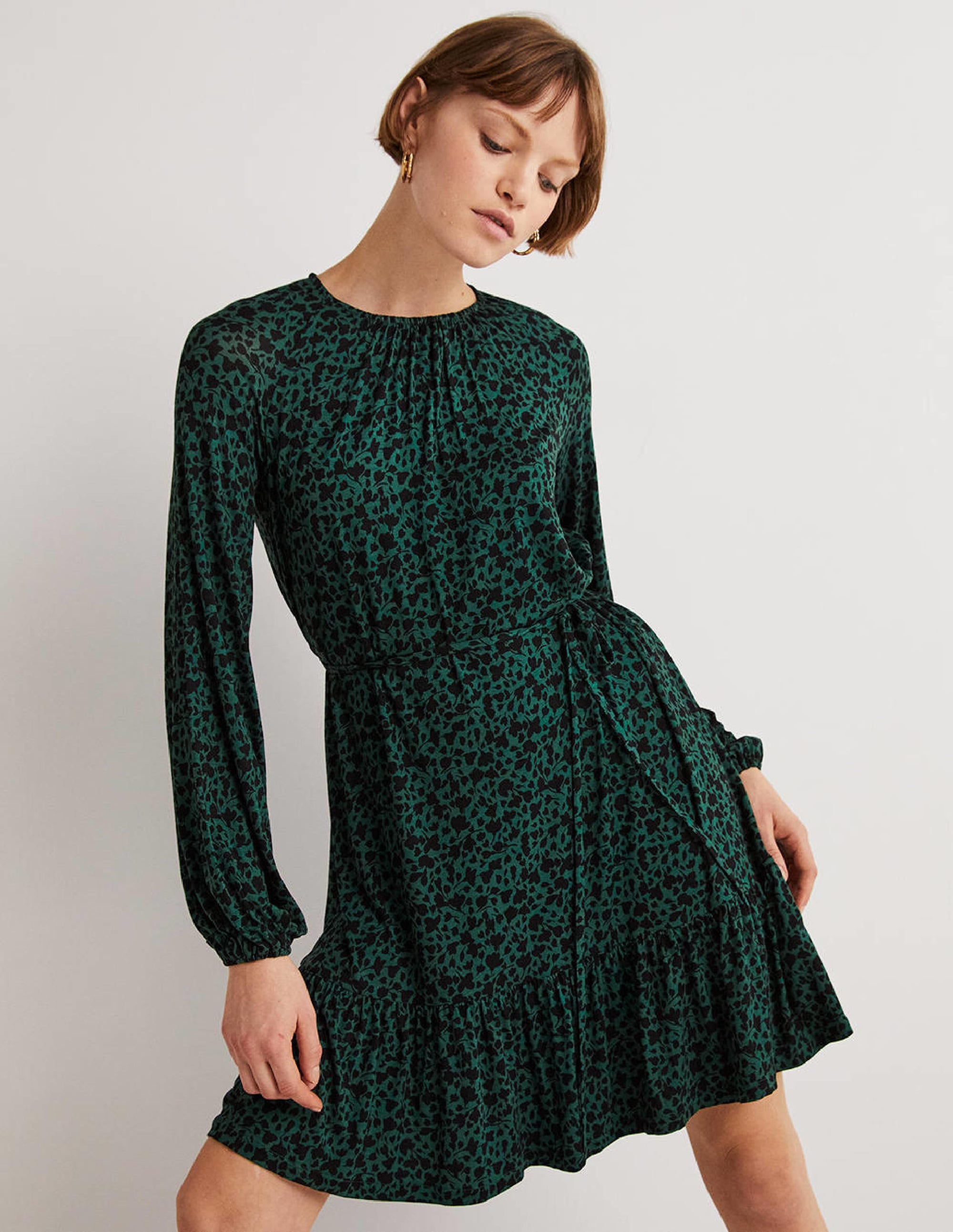 Mini-robe col rond en jersey-Vert chasseur, motif Meadow Sprig - Image 1