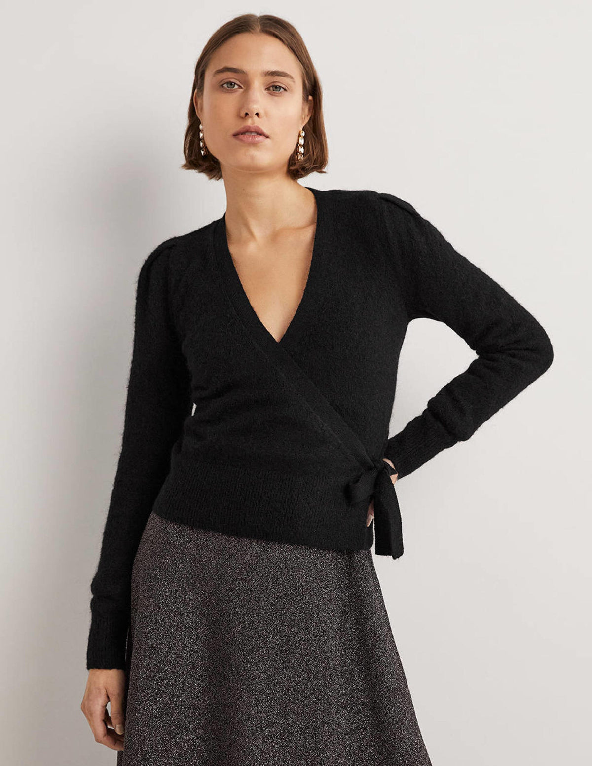 Flauschiger Wickel-Cardigan-Schwarz-4