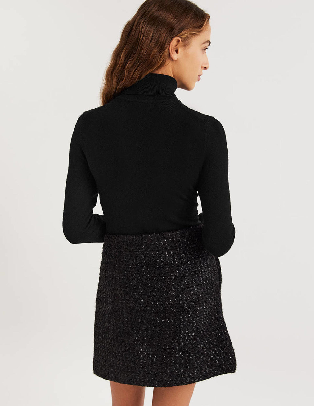 Eng geschnittener Rollkragenpullover aus Merinowolle-Schwarz-3