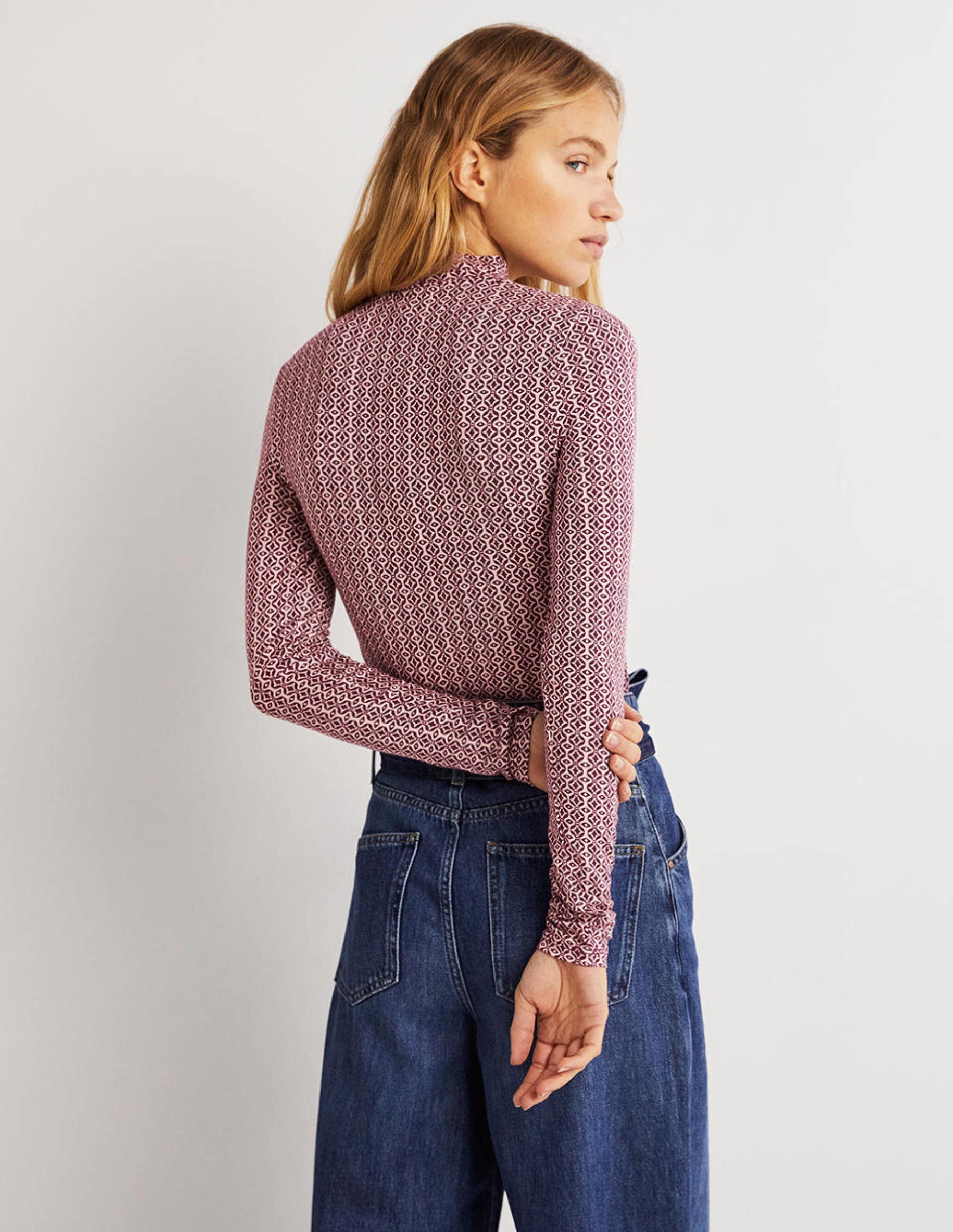 Jerseyoberteil mit hohem Kragen-Beere, Diamantmuster-3