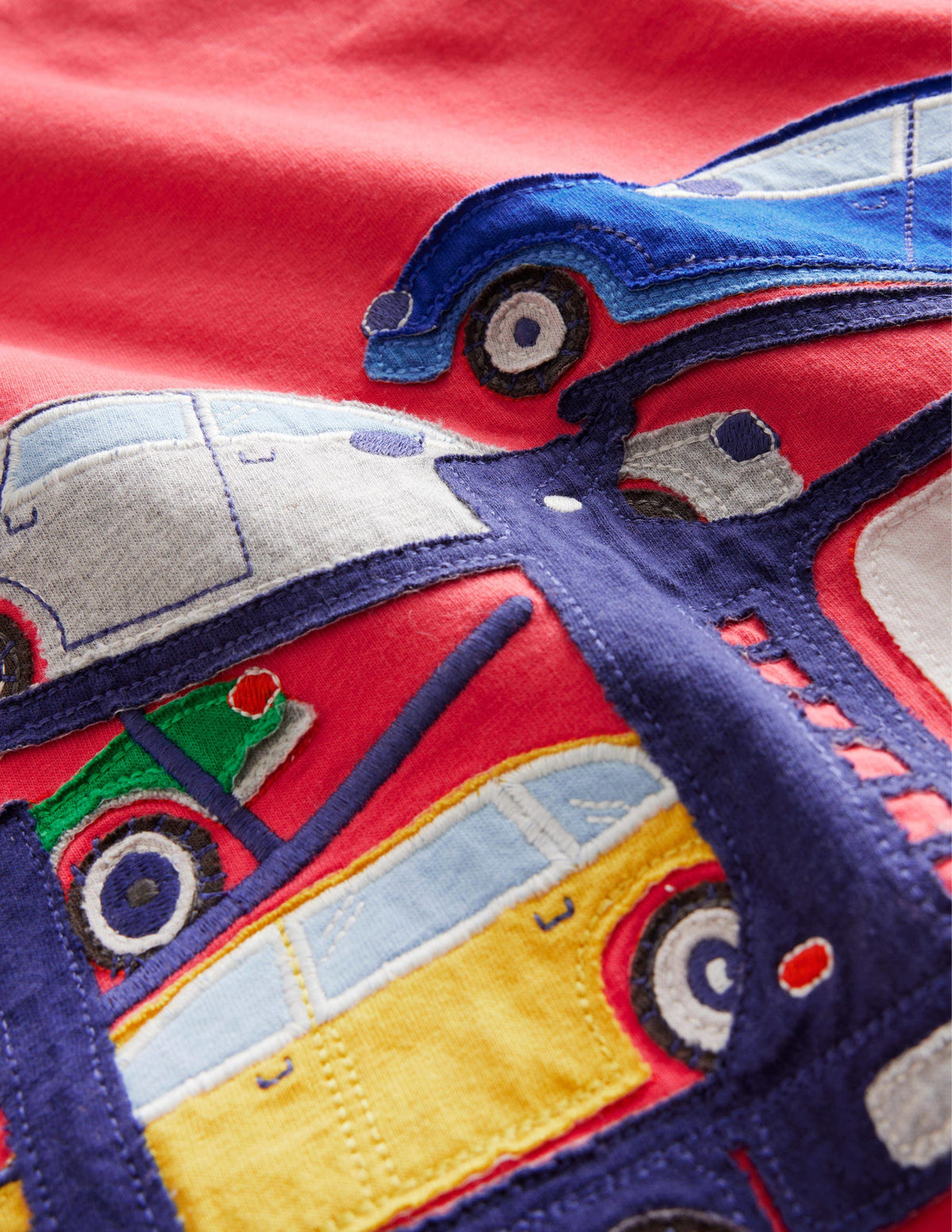 T-Shirt mit Applikationen vorne und hinten-Marmeladenrot, Transporter-3