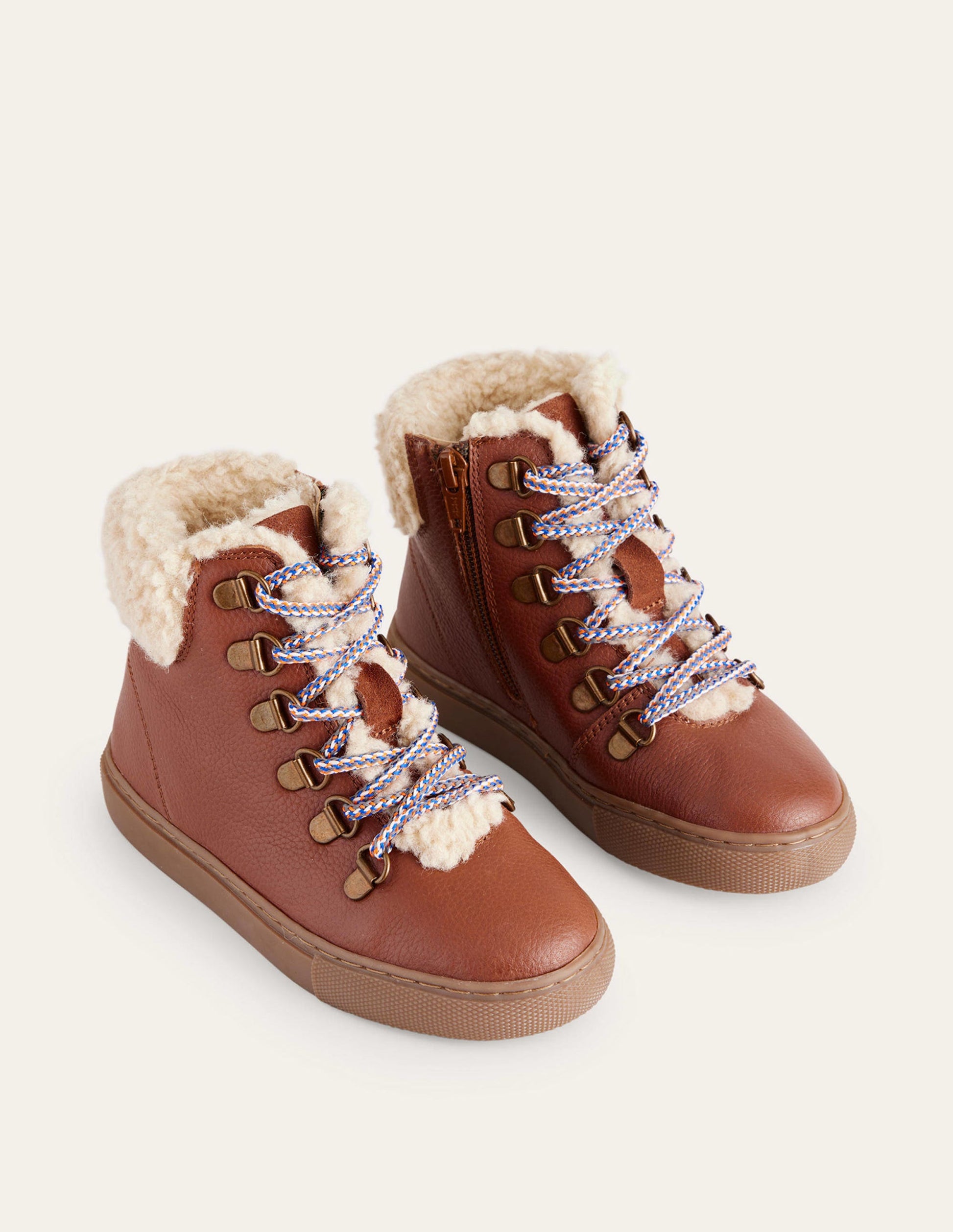 Flauschige Schnürstiefel aus Leder-Hellbraun-2