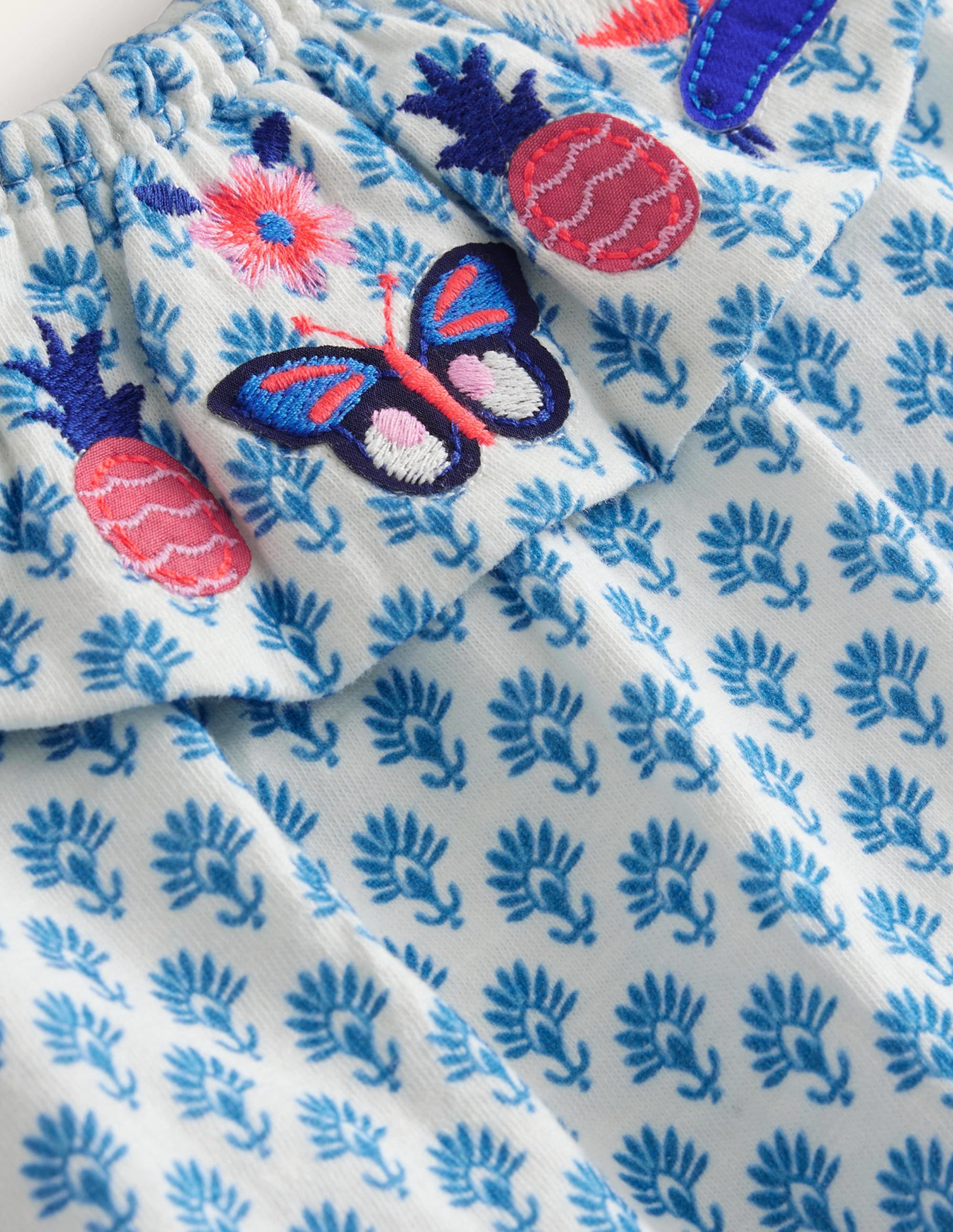 Gerüschtes Oberteil mit Stickerei-Blau Woodblock Schmetterlinge - Image 3