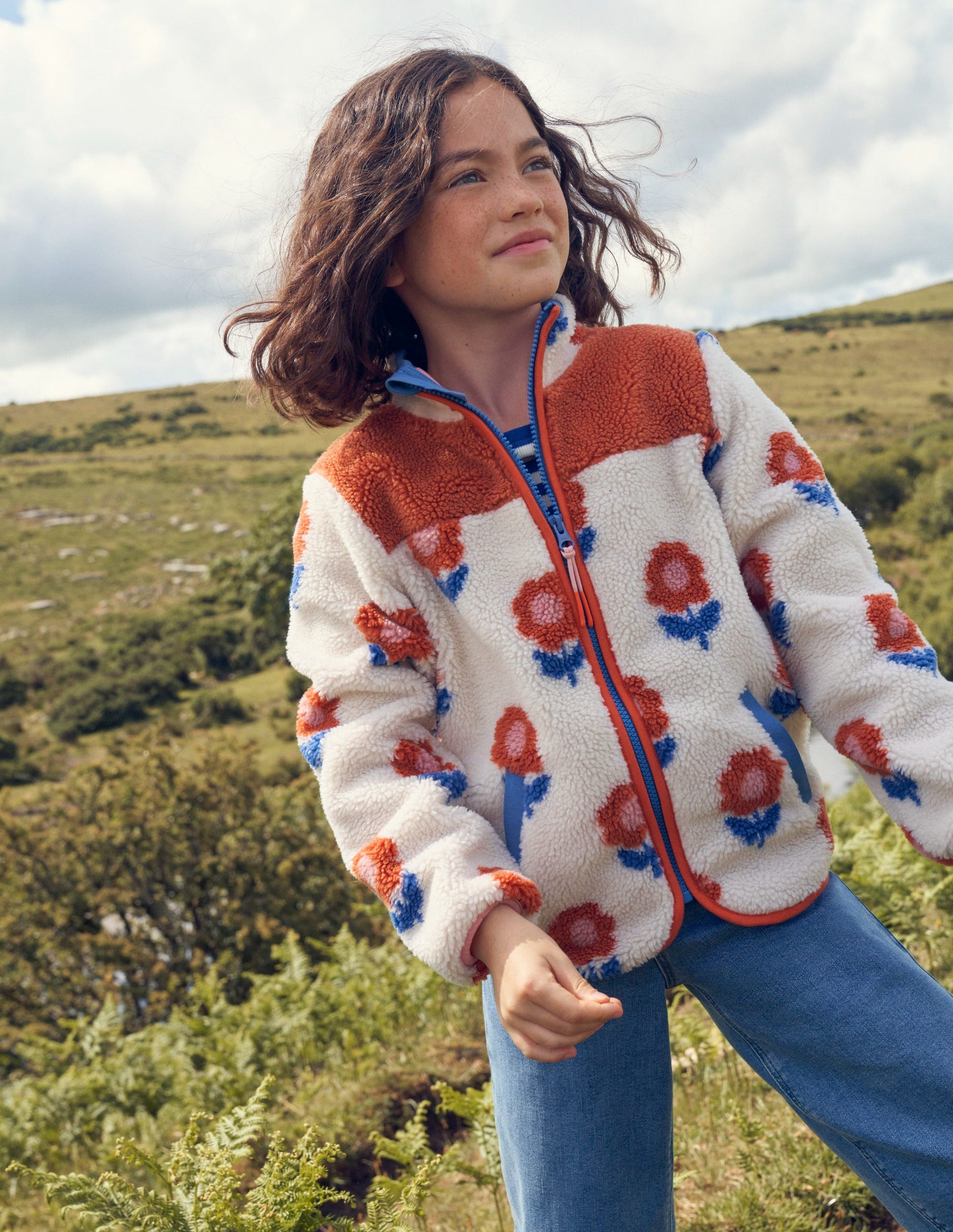 Gemusterte Fleecejacke mit durchgehendem Reißverschluss-Haferbeige Blumen-4