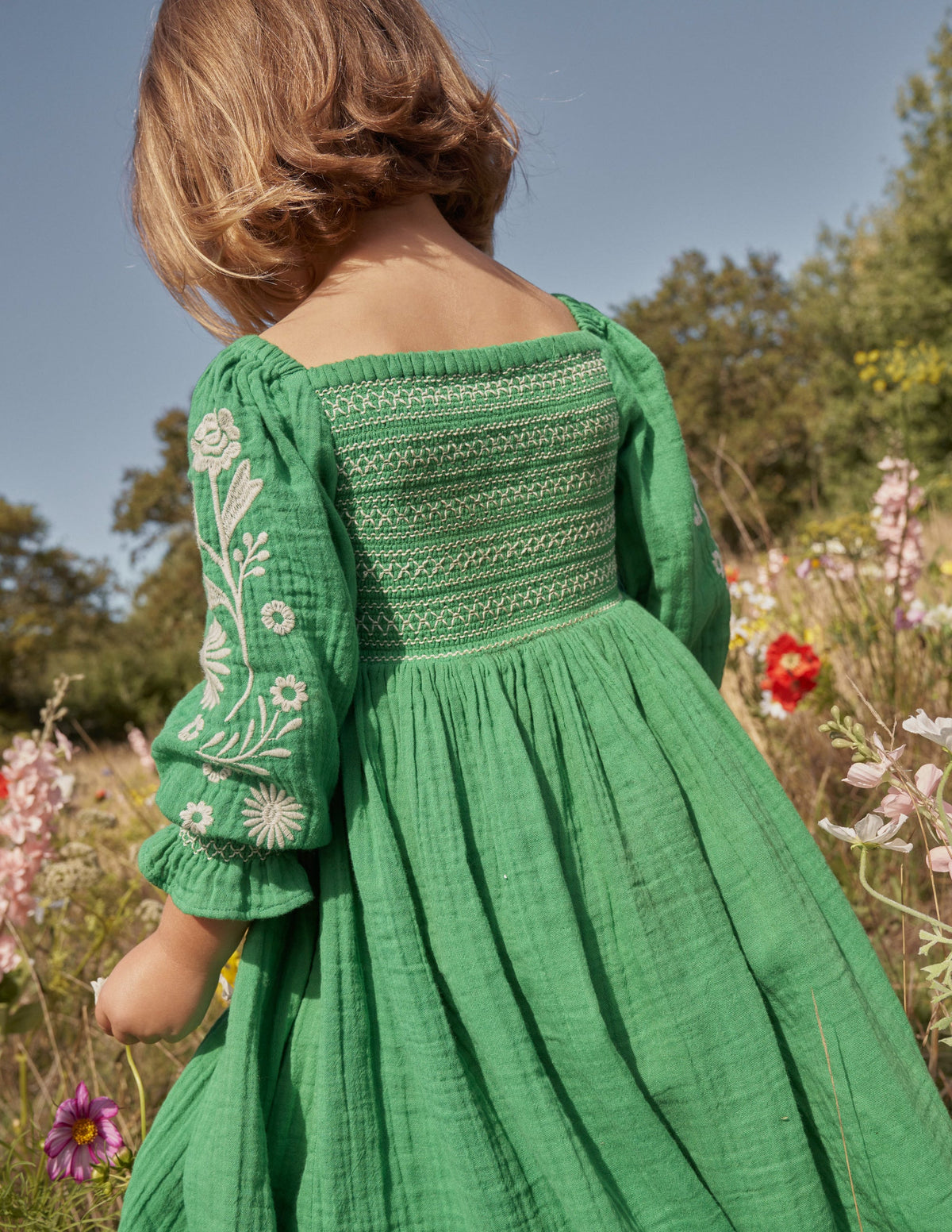 Robe tissée avec corsage à smocks-Pâquerettes vert école-6