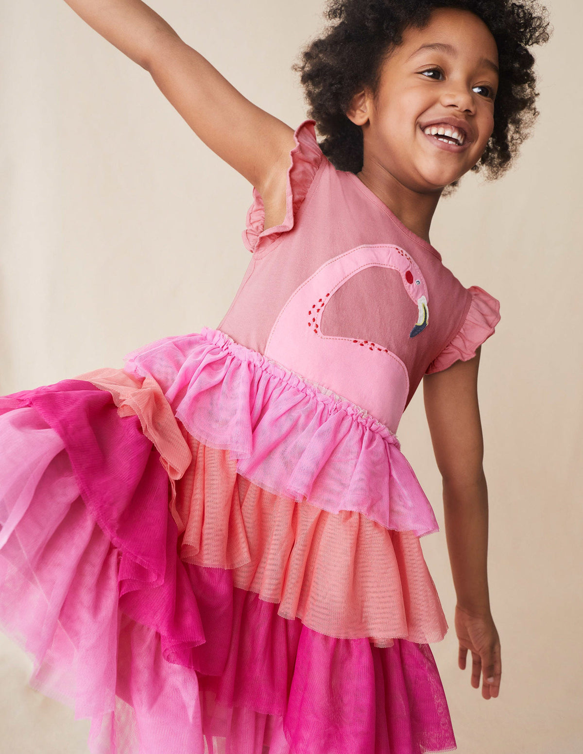 Robe avec épaisseurs de tulle et logo-Flamant rose pêche printanière-4