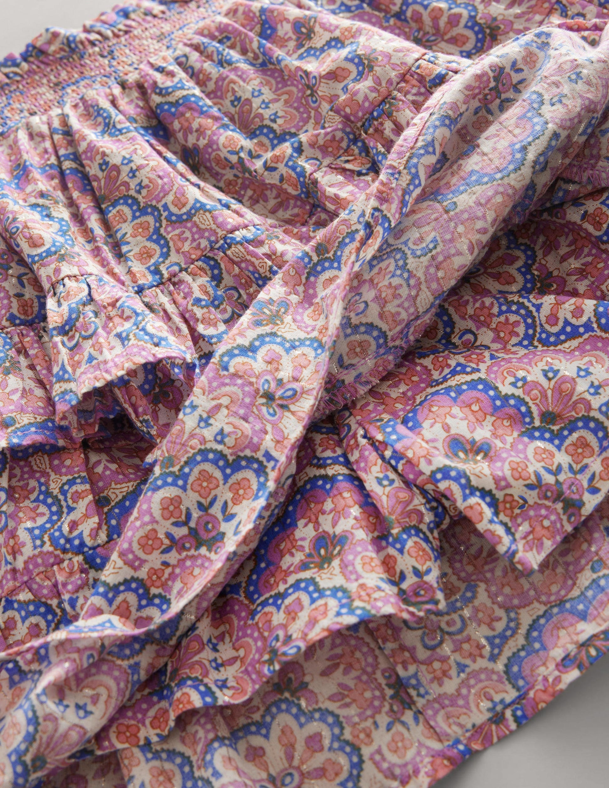 Miniskort mit Rüschen-Lila/Pfirsich, Paisleymuster-3