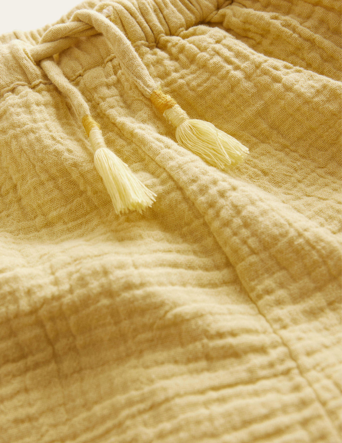 Shorts mit besticktem Saum-Butterblumengelb - Image 3