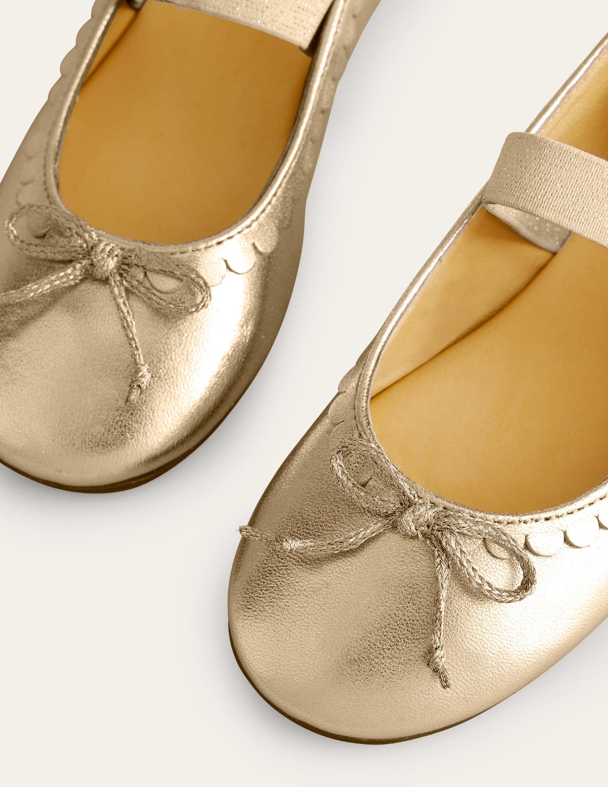Ballerinas aus Leder-Antikes Messing-3